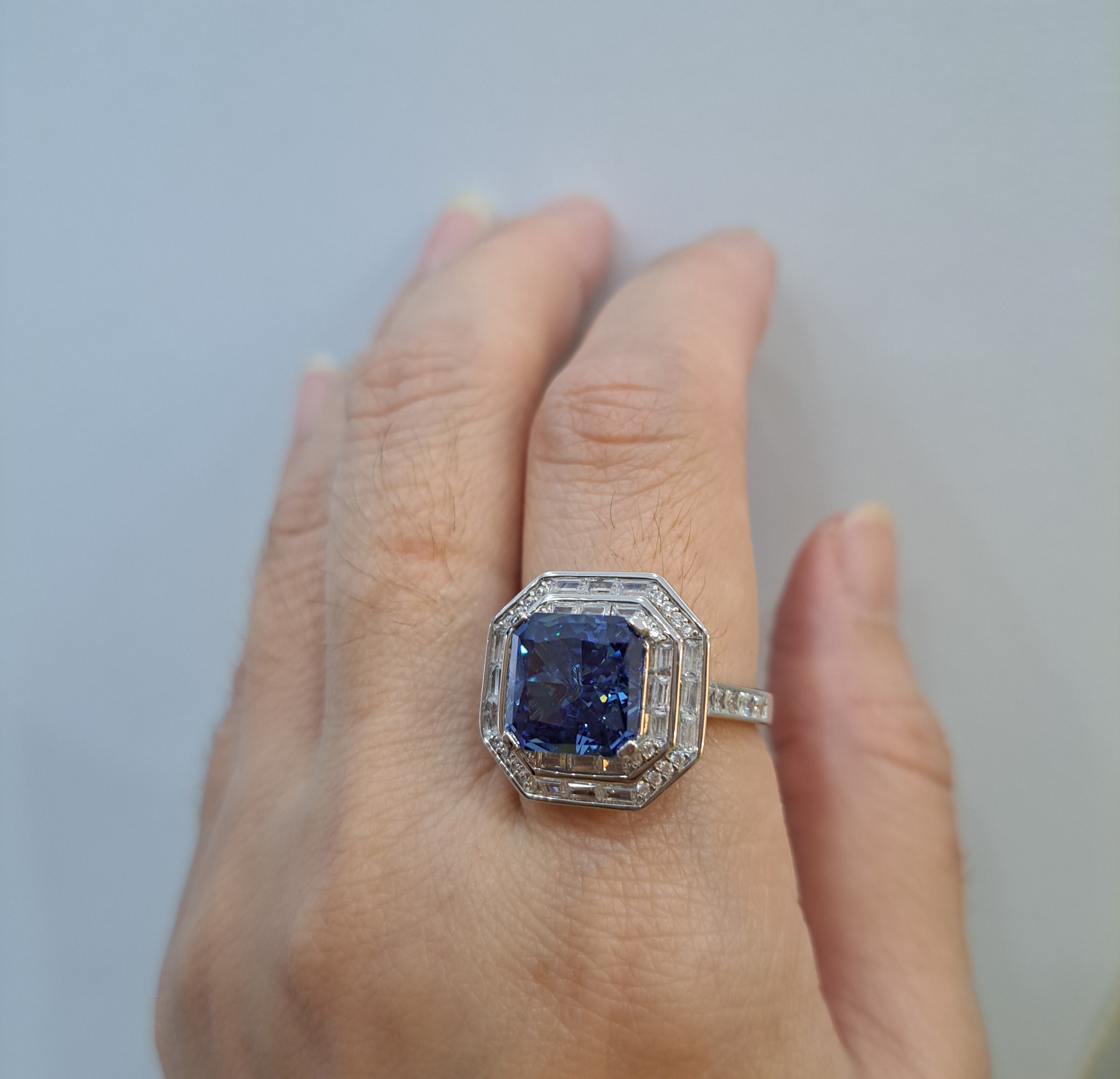 Sophisticated Sapphire Ring