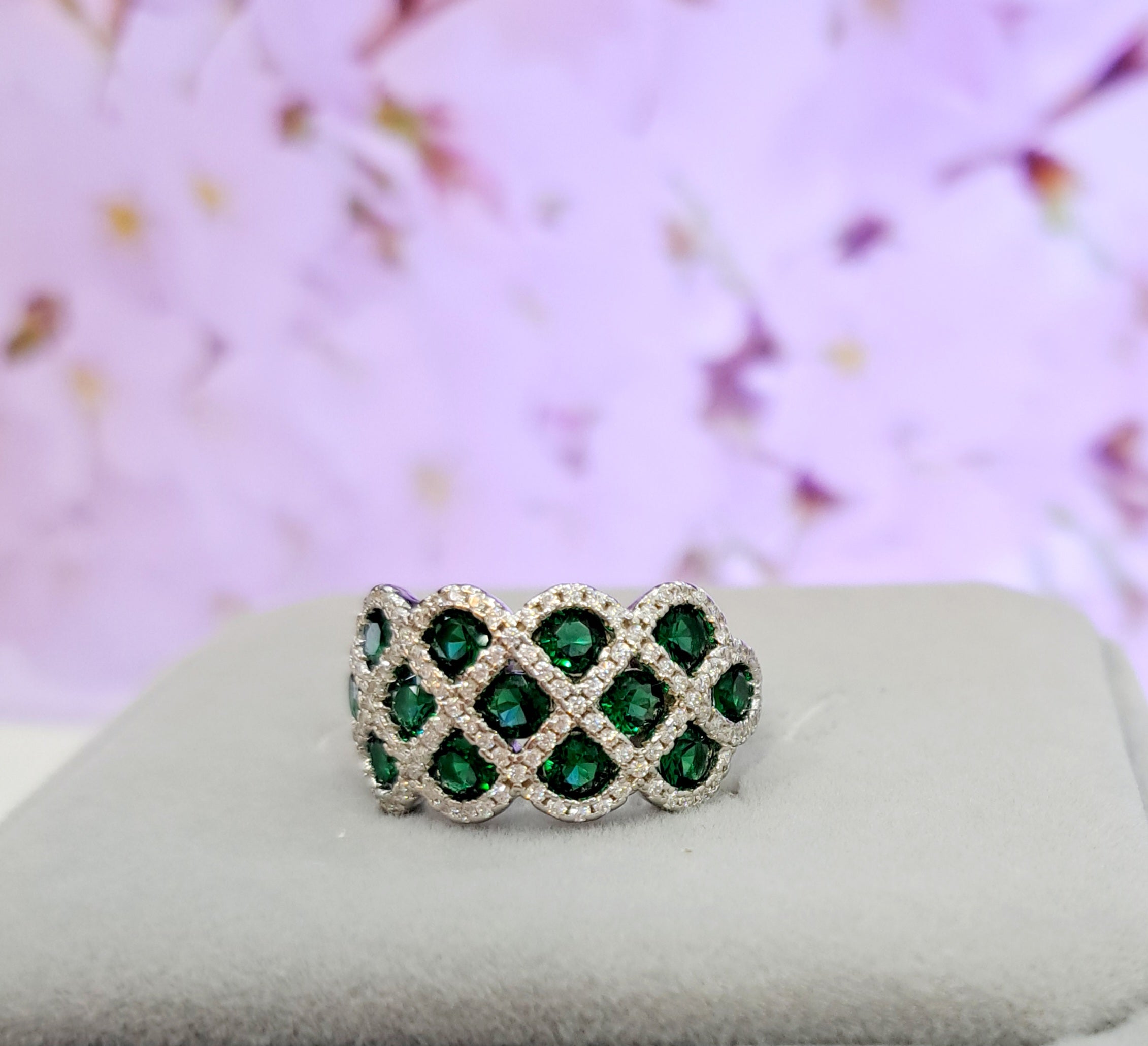 Infinity Emerald Ring