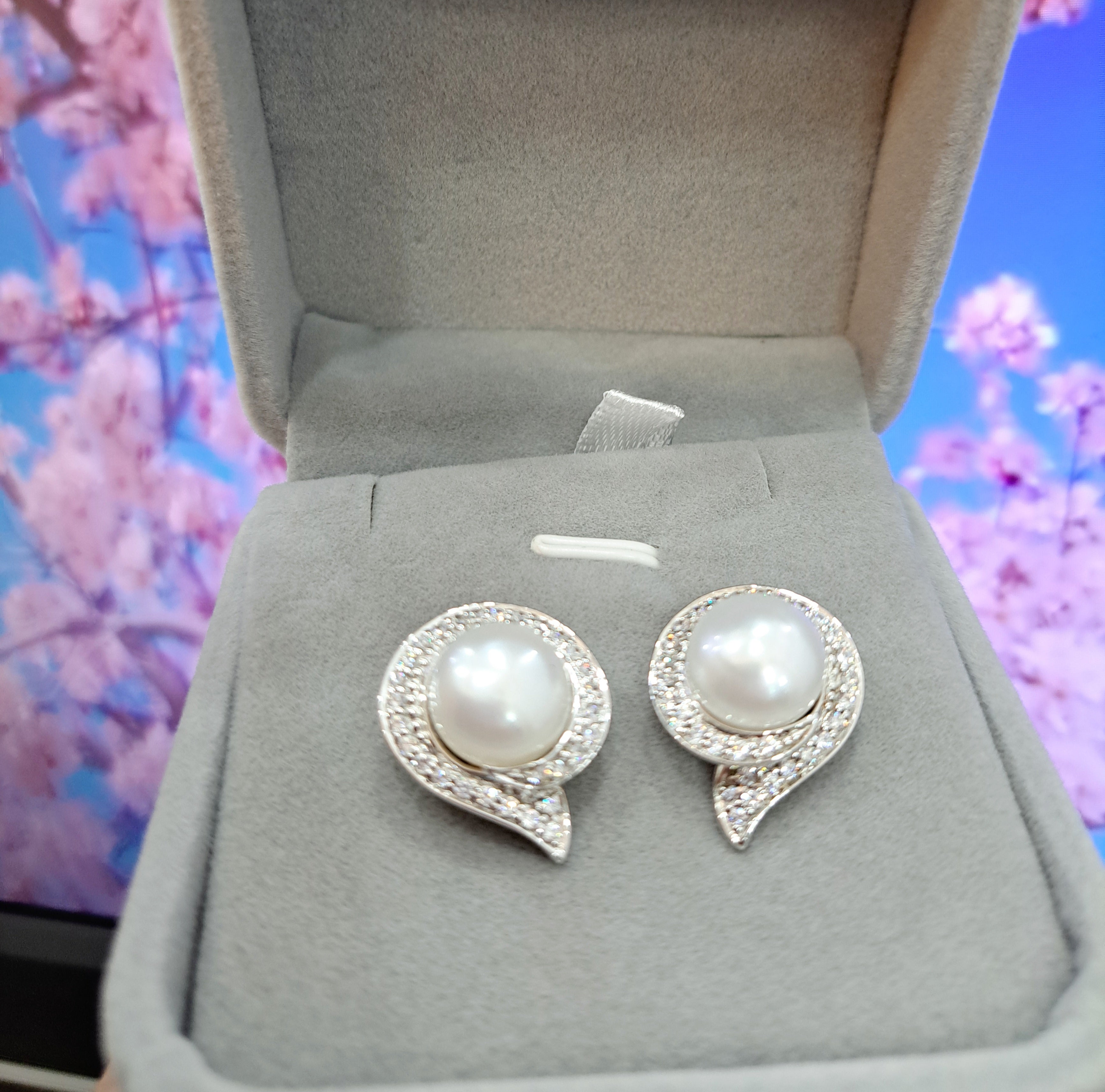 Elegance Pearl with Simulated Diamond Earrings
