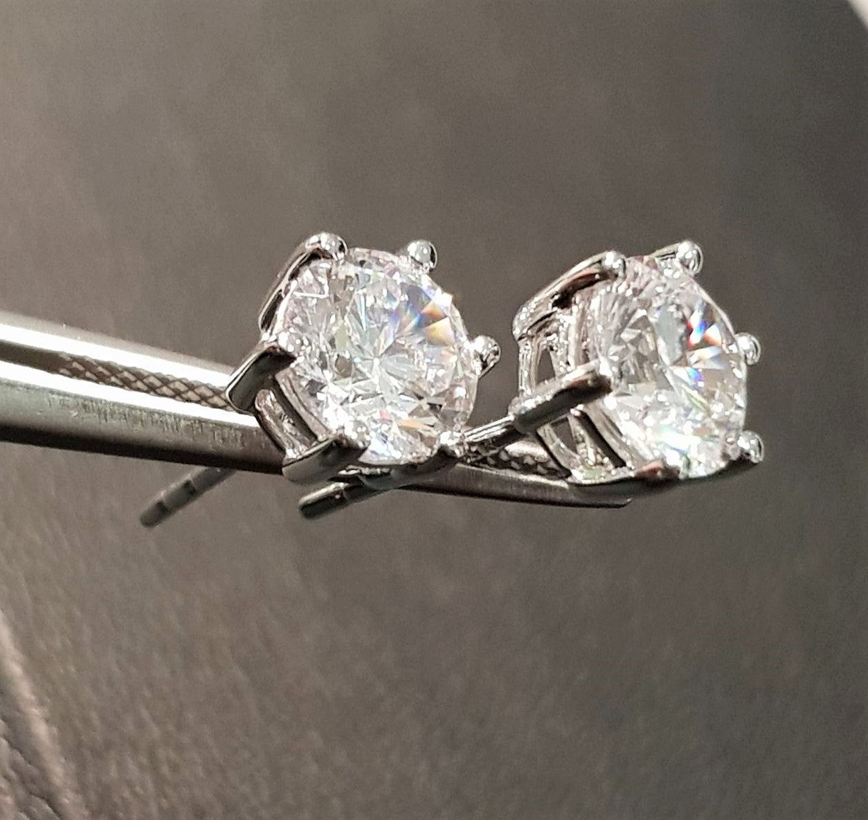 Stunning Solitaire Earring