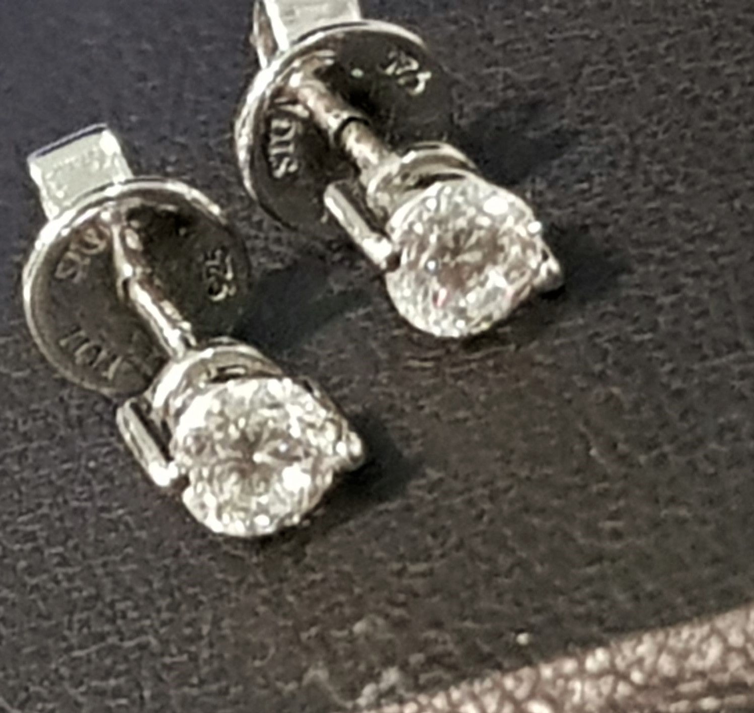 prongs Solitaire Earrings