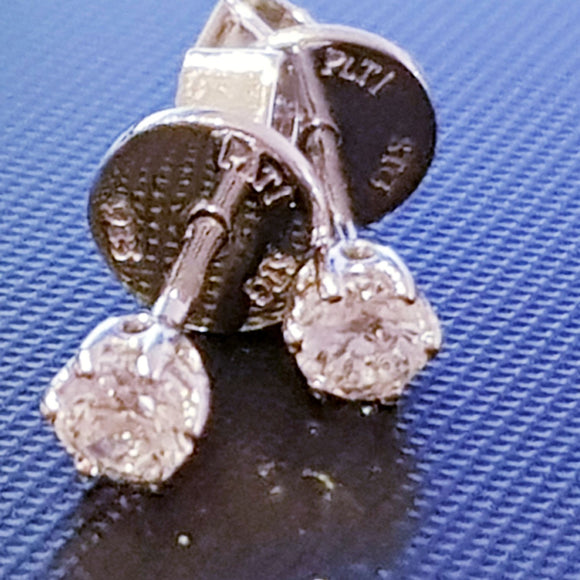 0.12 carats Diamond Simulants Solitaire Earring