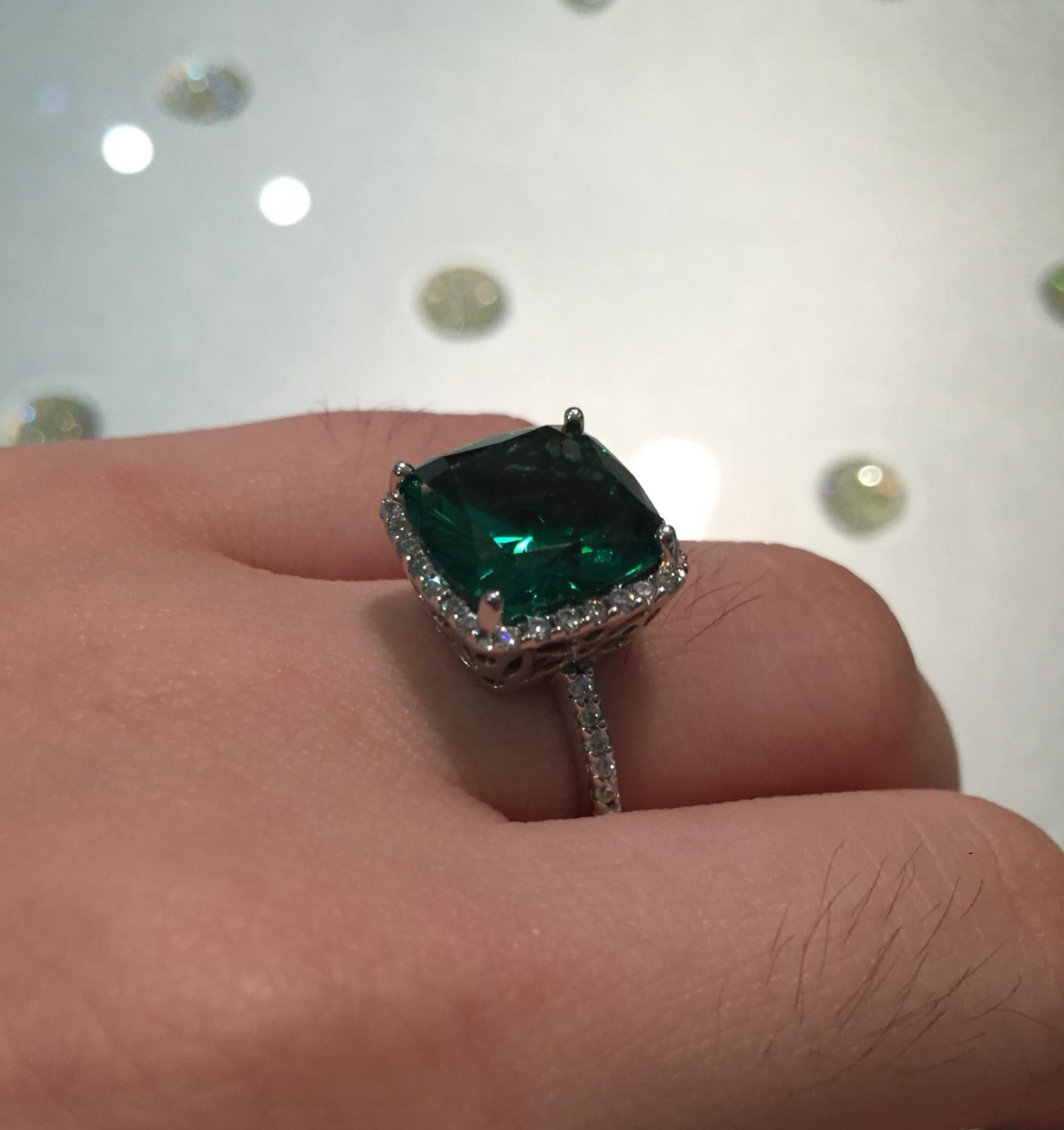 Glamorous Emerald Ring