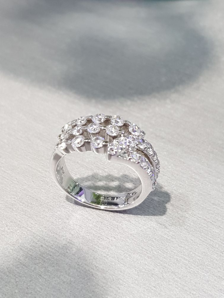 Chic Scintilli Ring