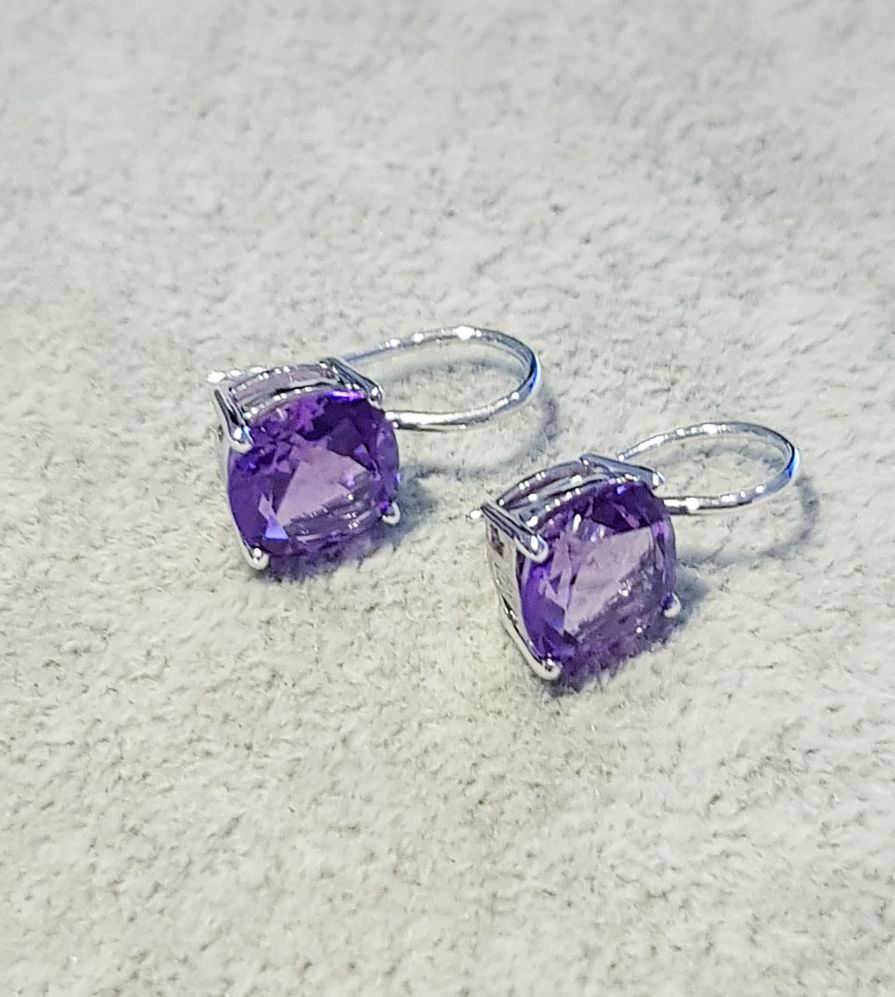 Classic Simulated Gems Earrings