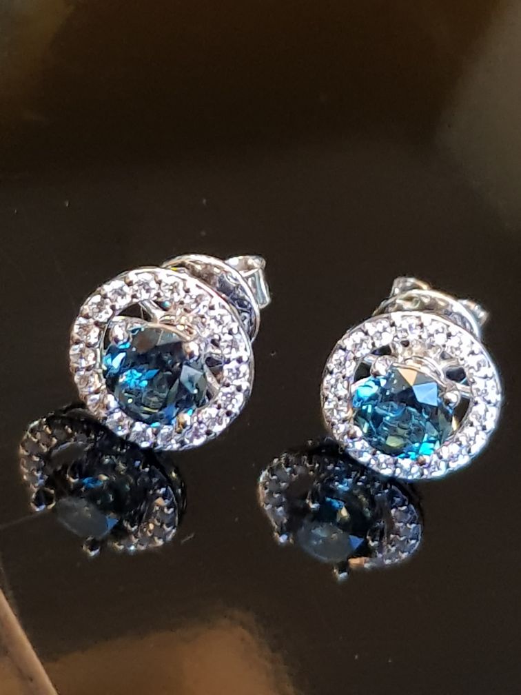 Detachable Blue Green Diamond Simulants Earrings