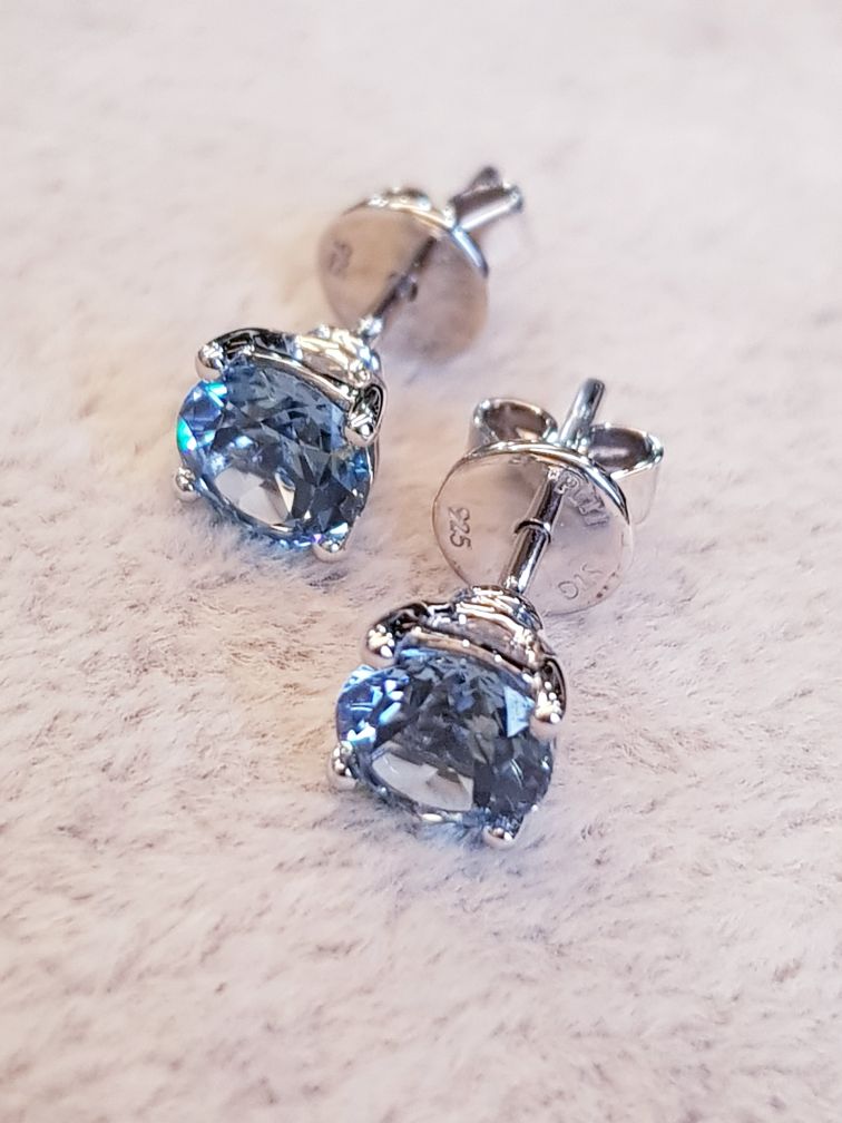 Classic Aquamarine Solitaire Earrings