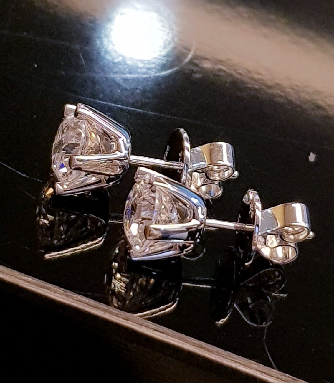 2.00 Carats Solitaire Scintilli Earrings