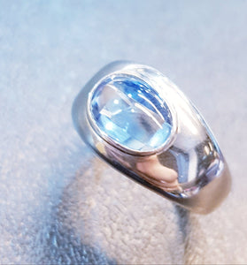 Cabochon Aquamarine Ring