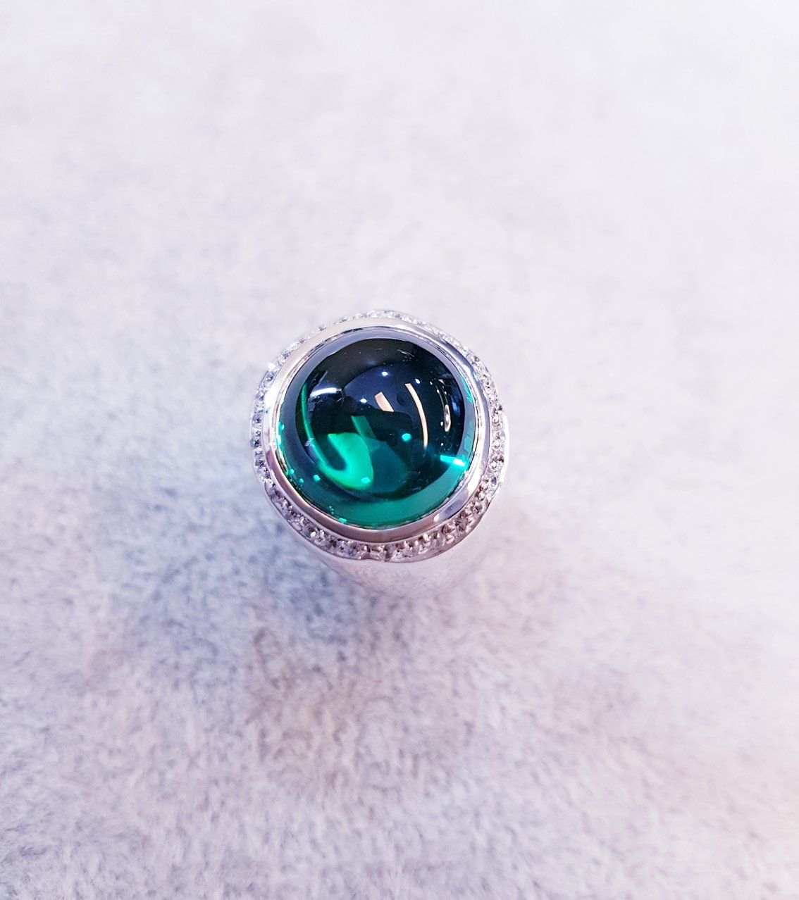 Cabochon Round Emerald  Ring