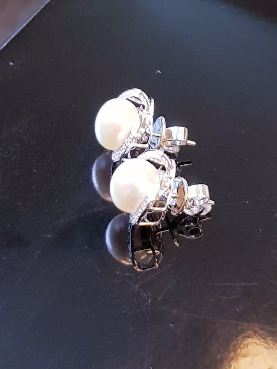 Elegant Pearl Earrings