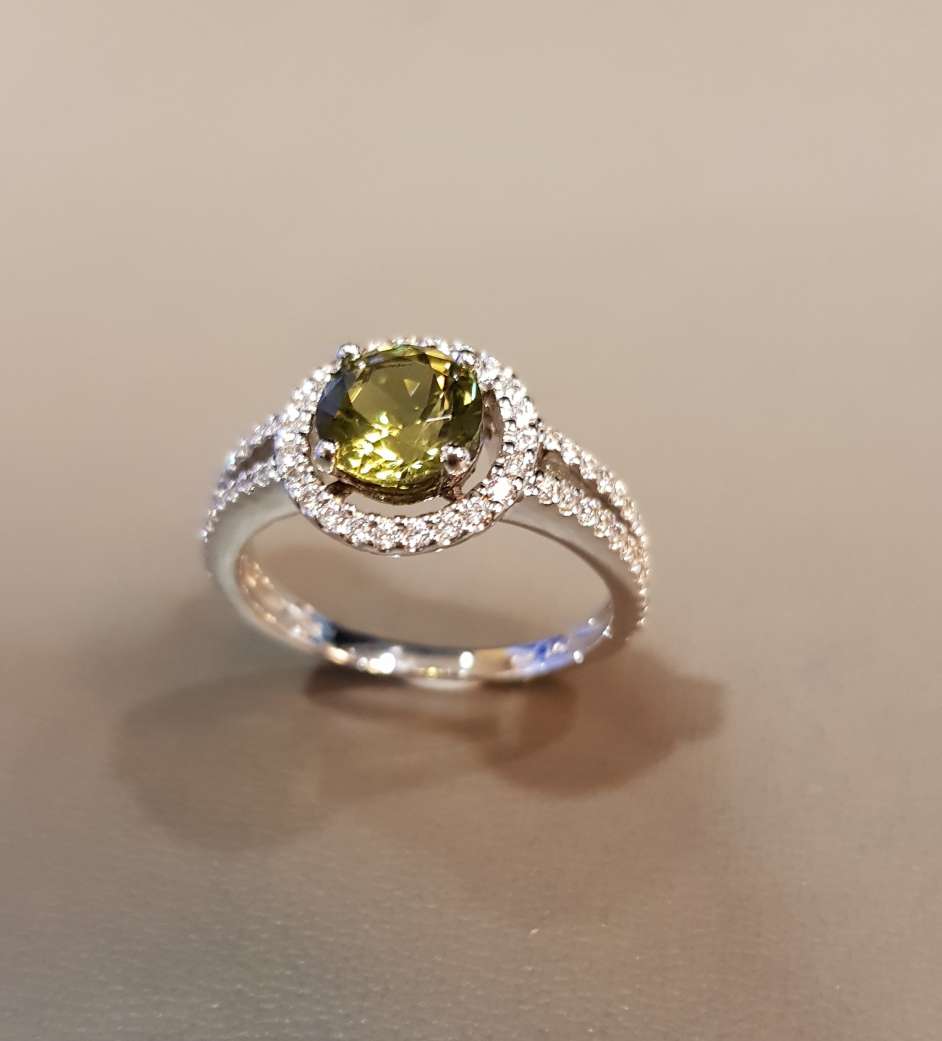 Halo Peridot Ring