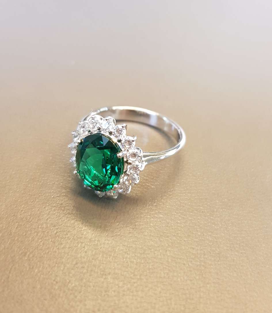 Kate Emerald Ring