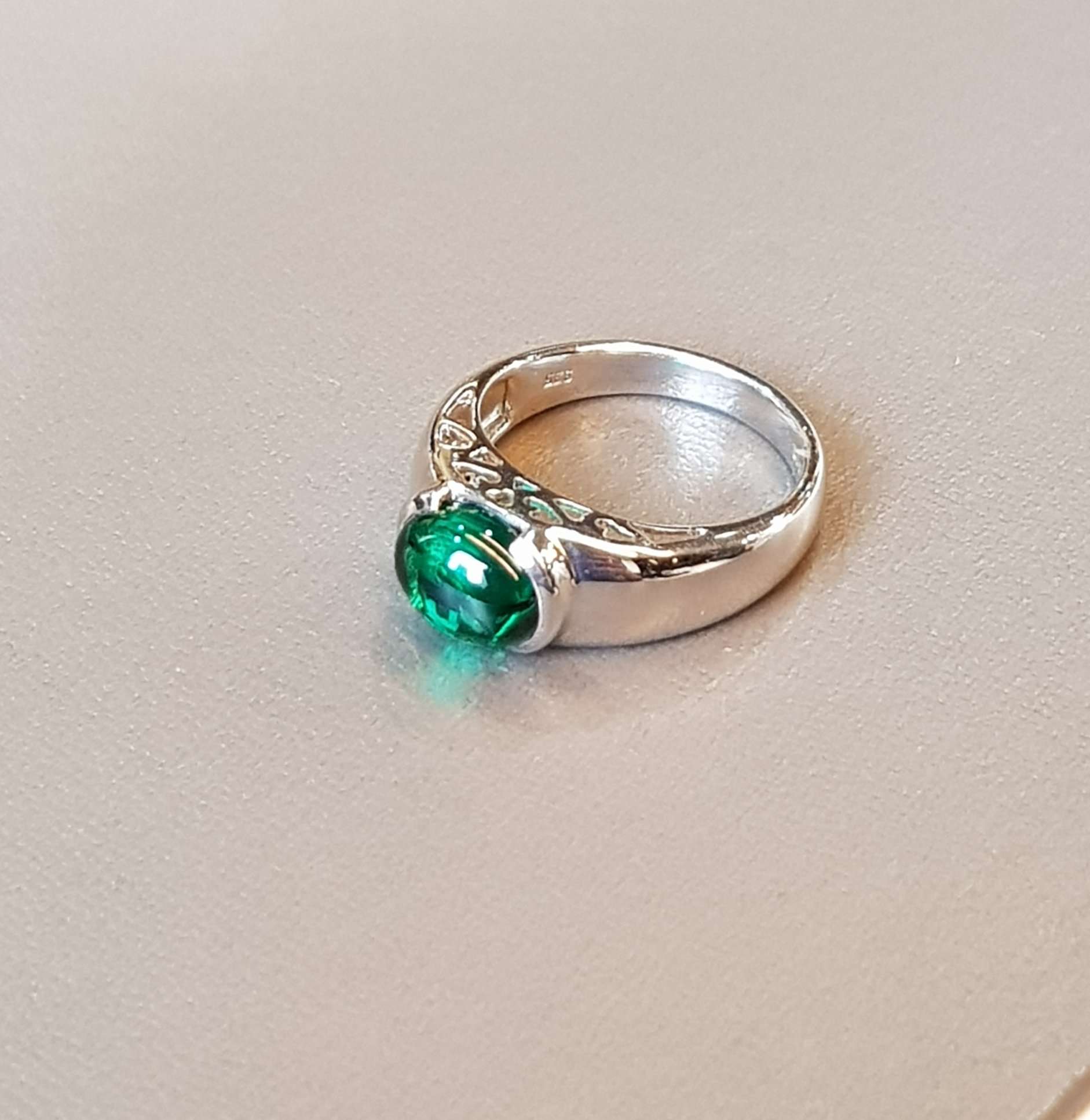 Cabochon Emerald Ring