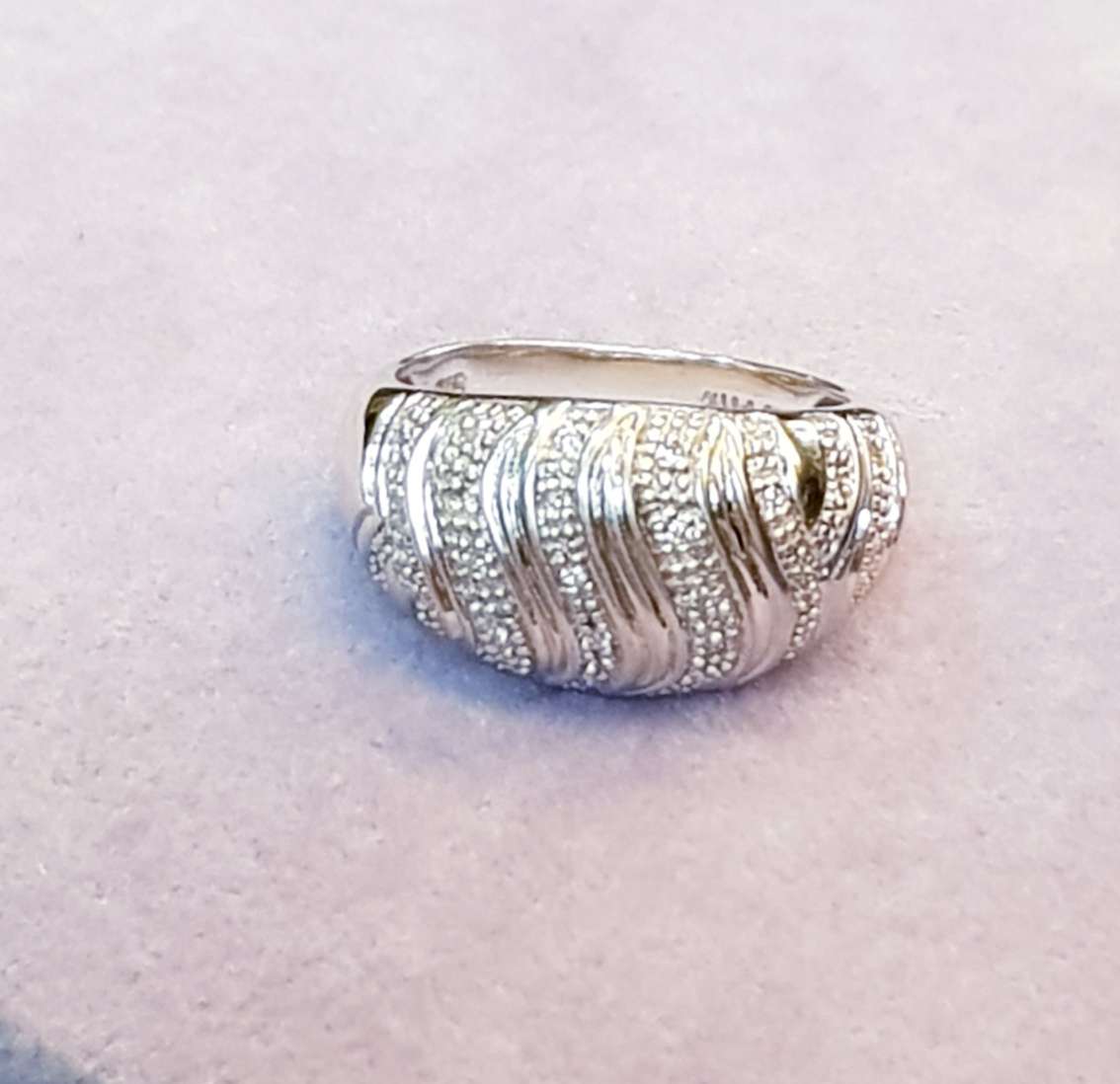 Unique Diamond Ring