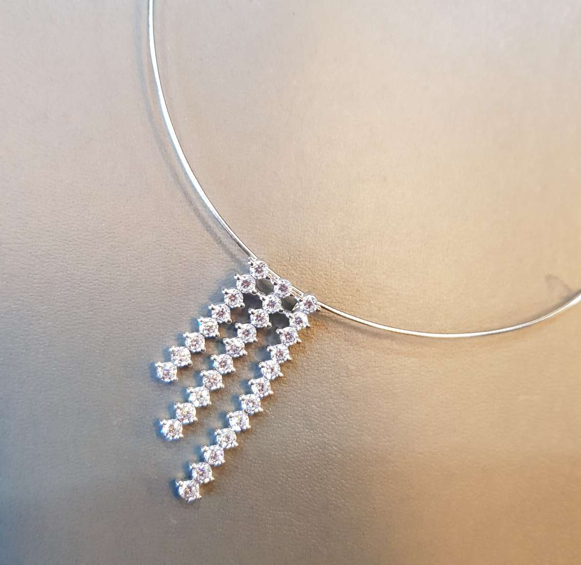 Elegant Pendant