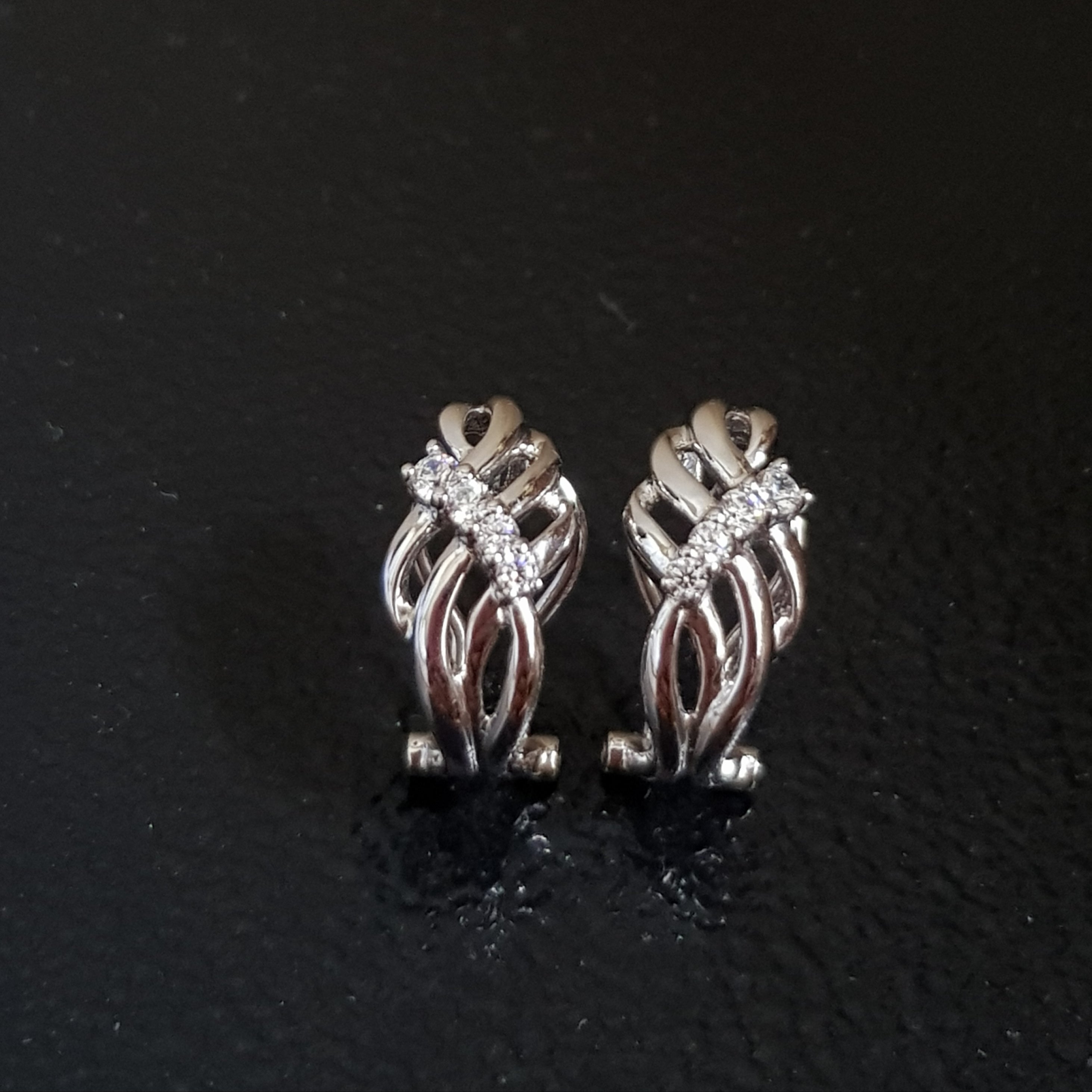 Infinity Diamond Simulants Earrings