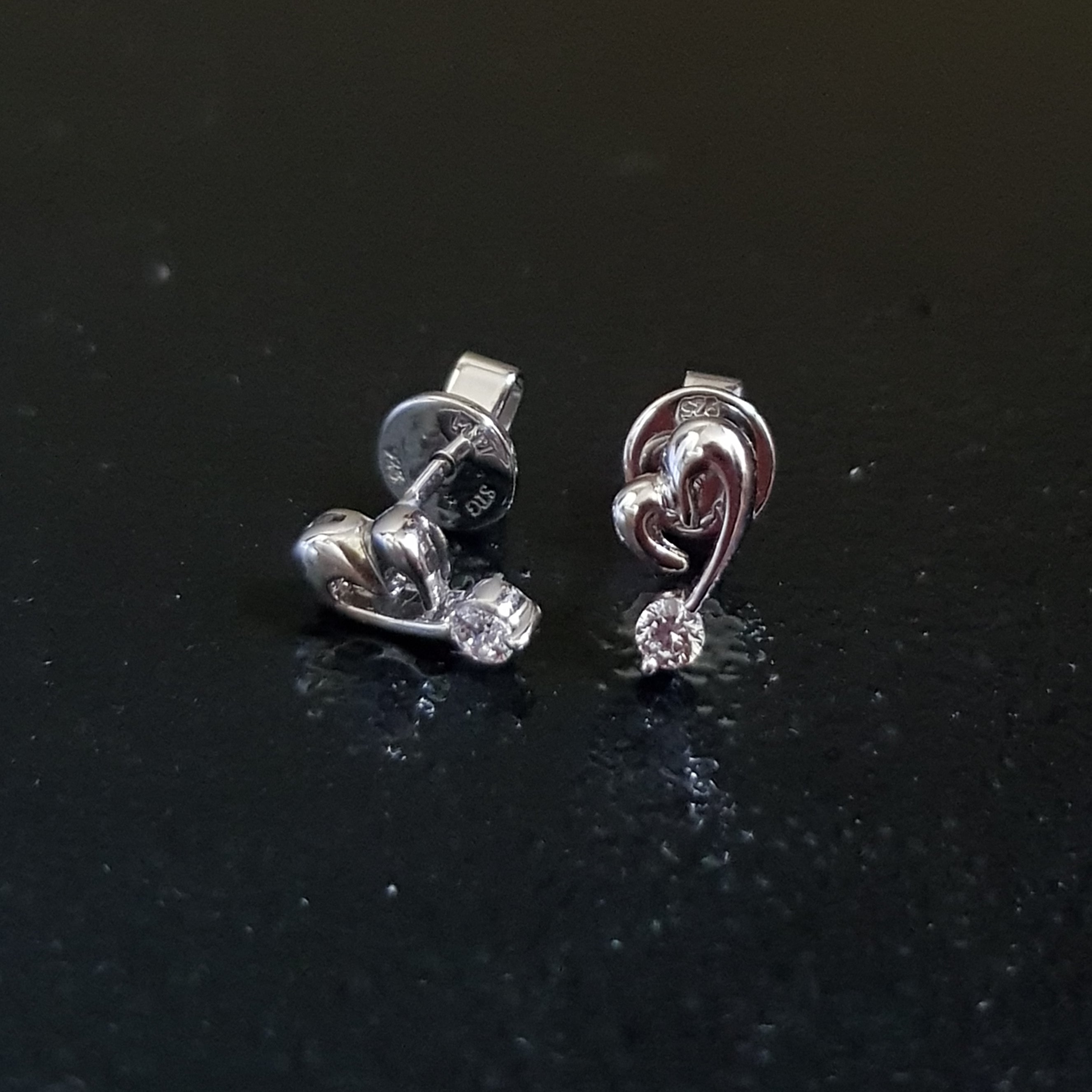 Pretty Heart Scintilli Earrings
