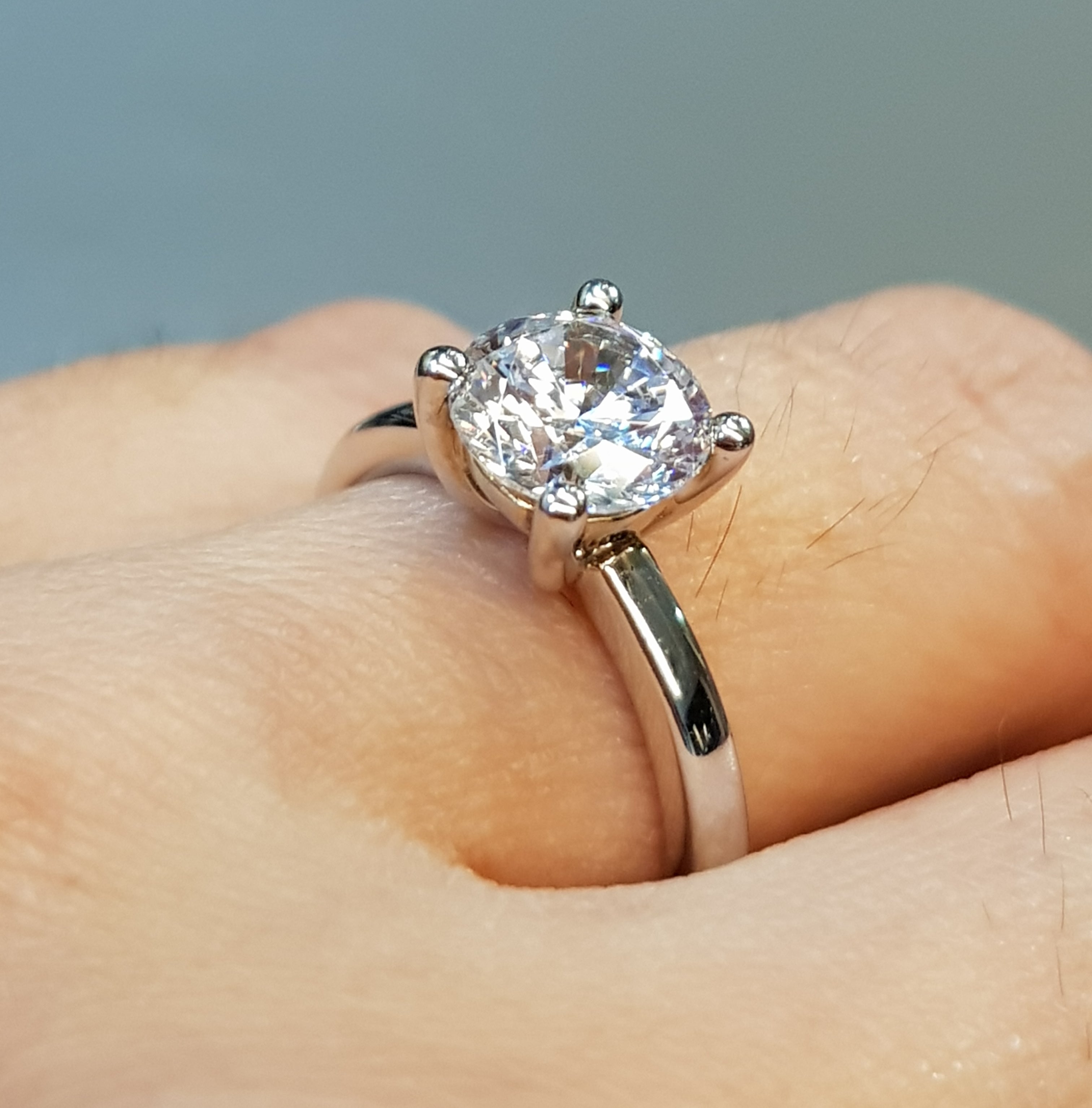 2.00 carats Solitaire Ring