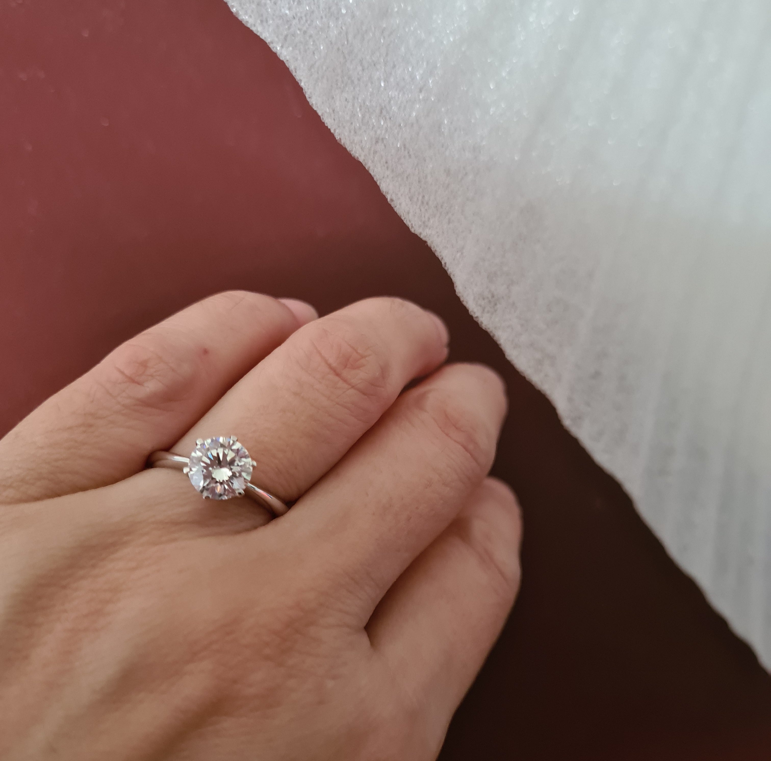 1.50 carats Solitaire Engagement Ring