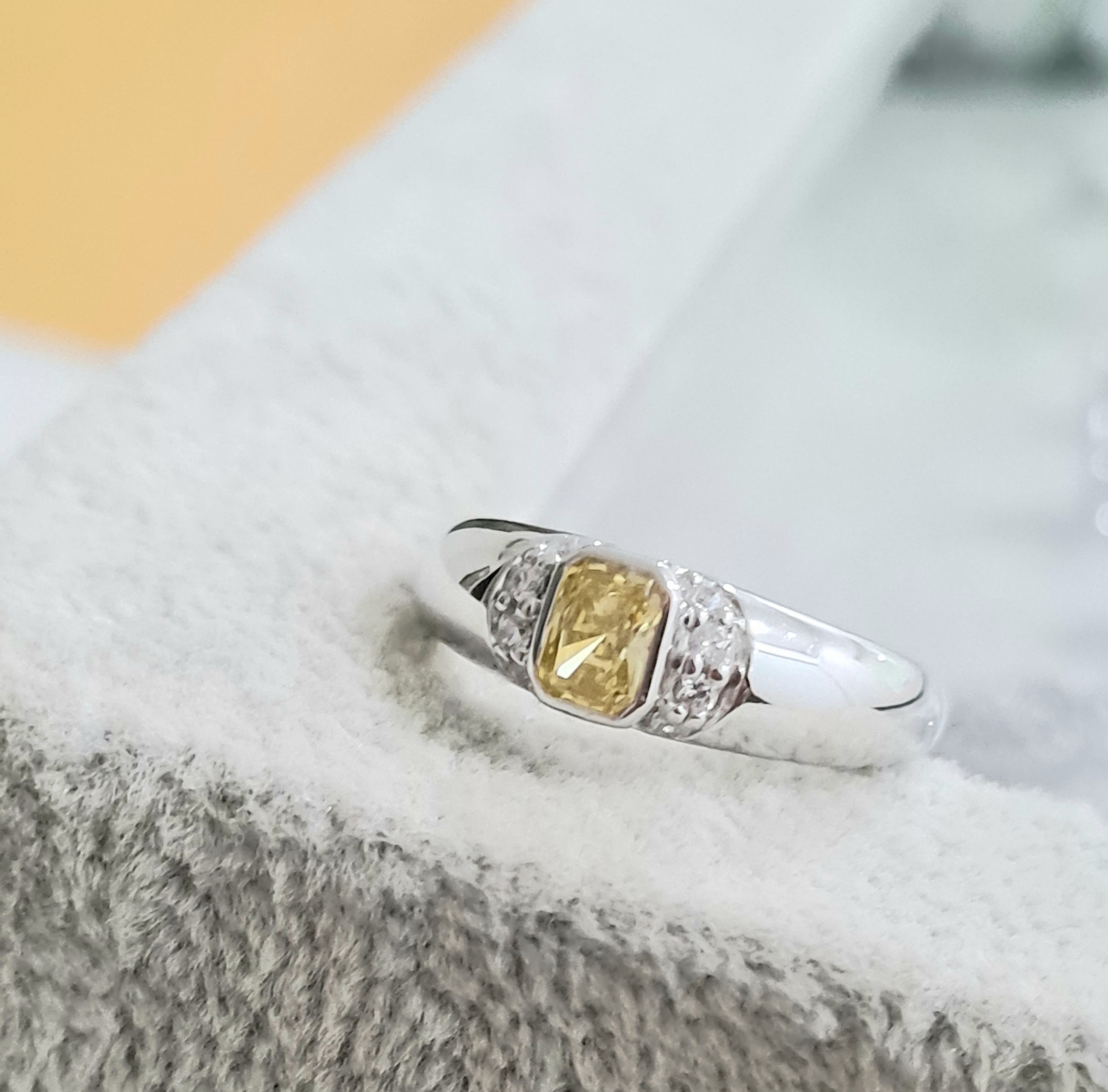 Sparkle Canary Ring
