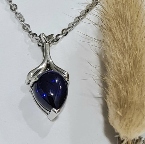 Sapphire Pendant