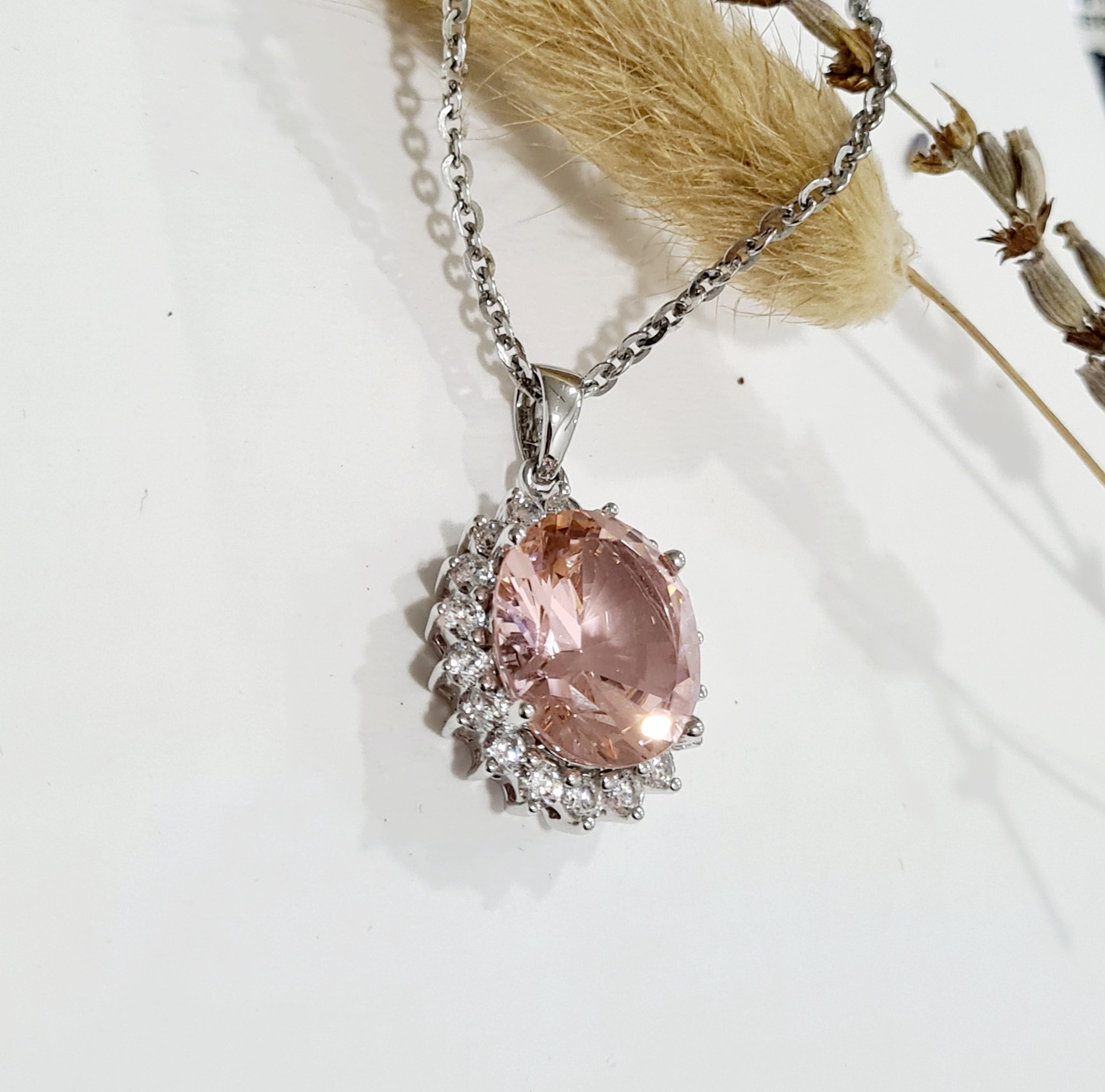 Glamour Morganite Diamond Simulants Pendant