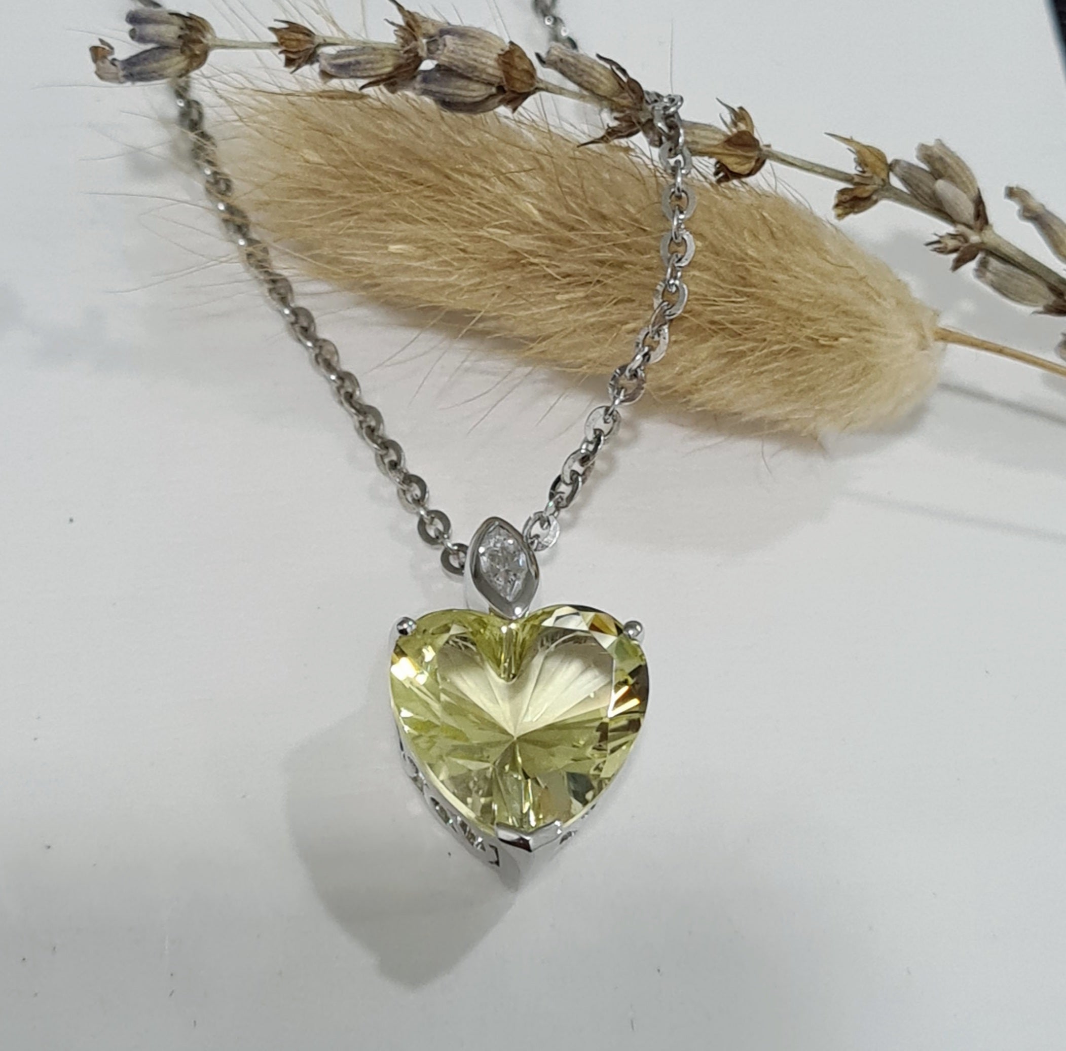 Green Gold Quartz Heart shape Pendant
