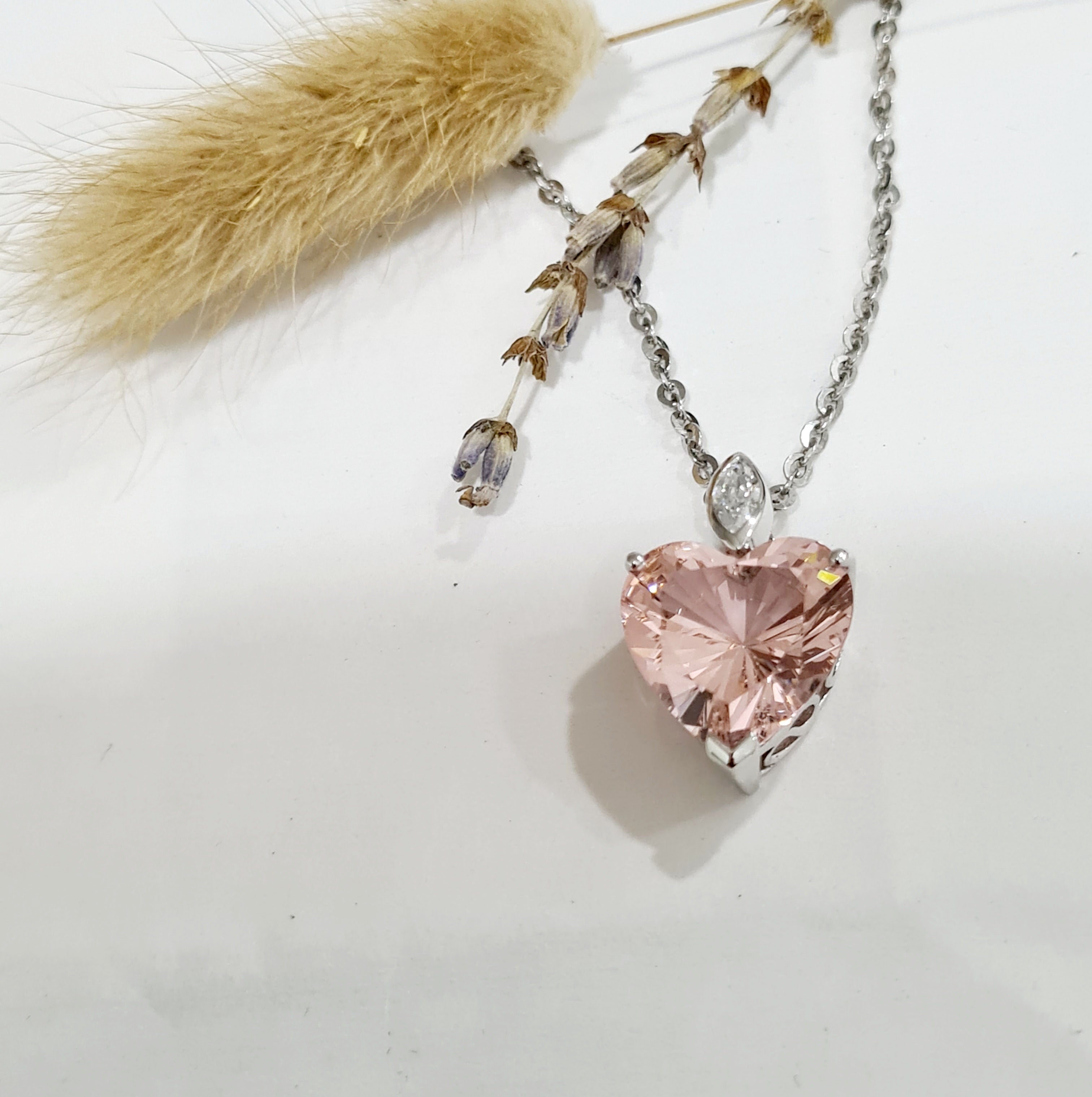 Heart shape Morganite Pendant