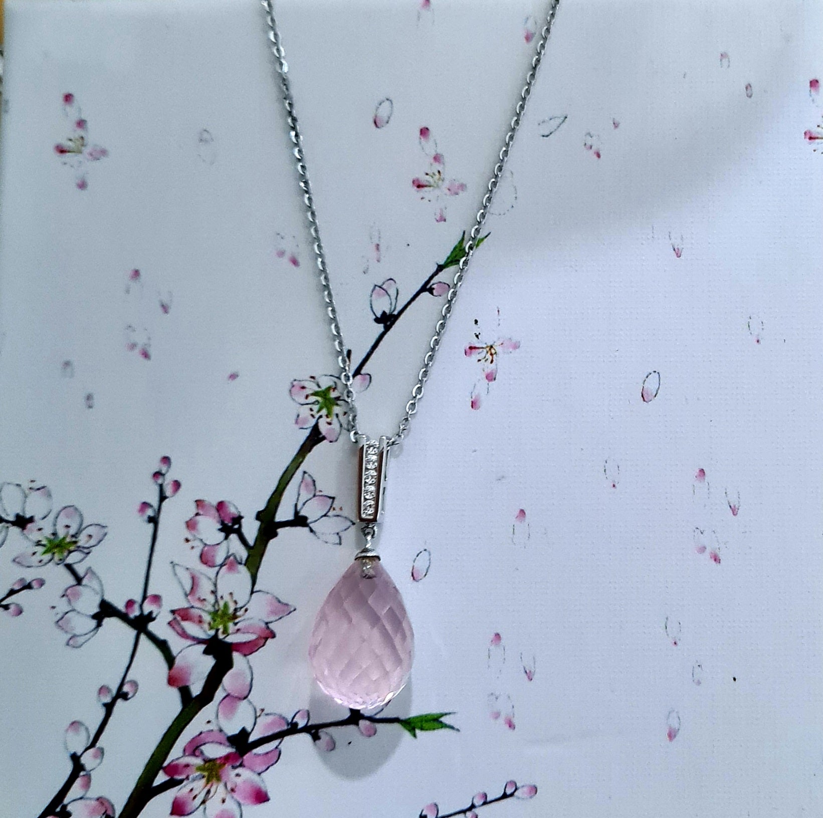 Lovely Rose Quartz Pendant