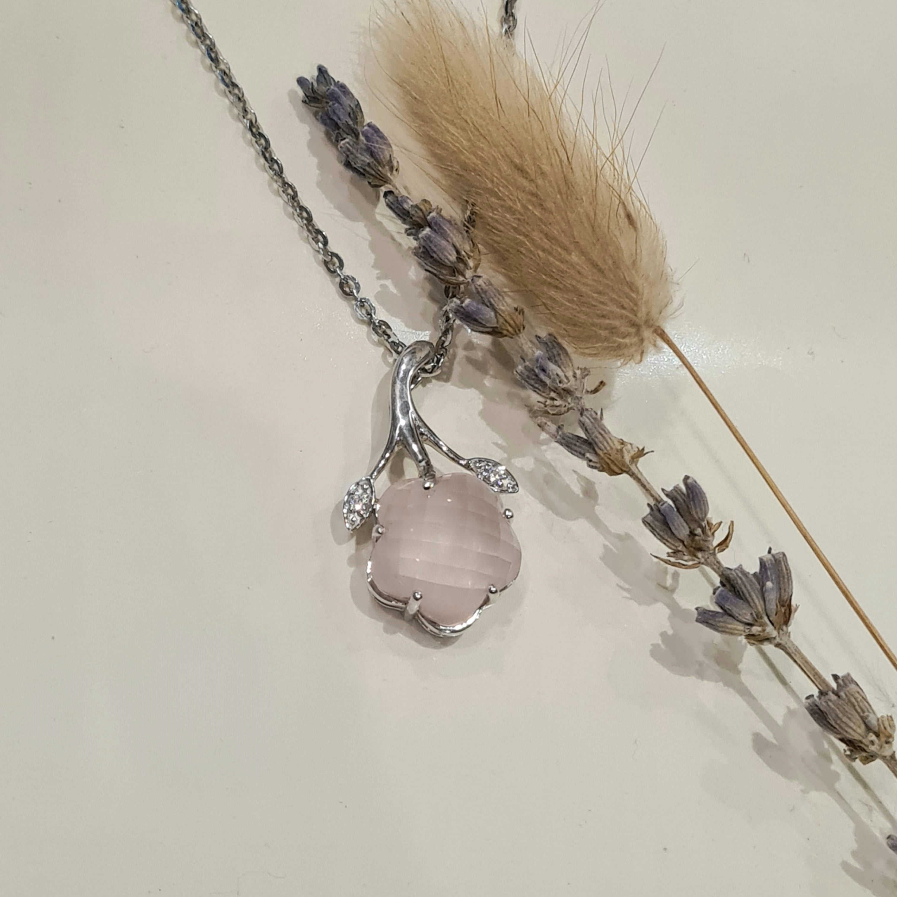 Flower Rose Quartz Pendant