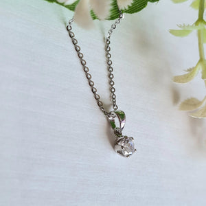 0.35 carats Diamond Simulants Solitaire  Necklace