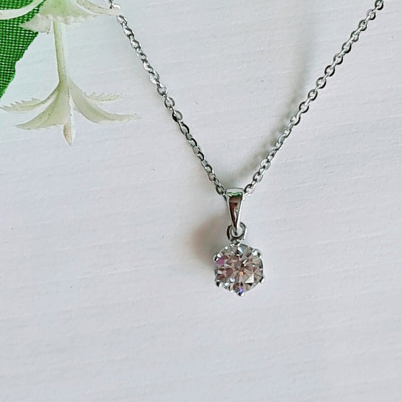0.63 carats Solitaire Pendant