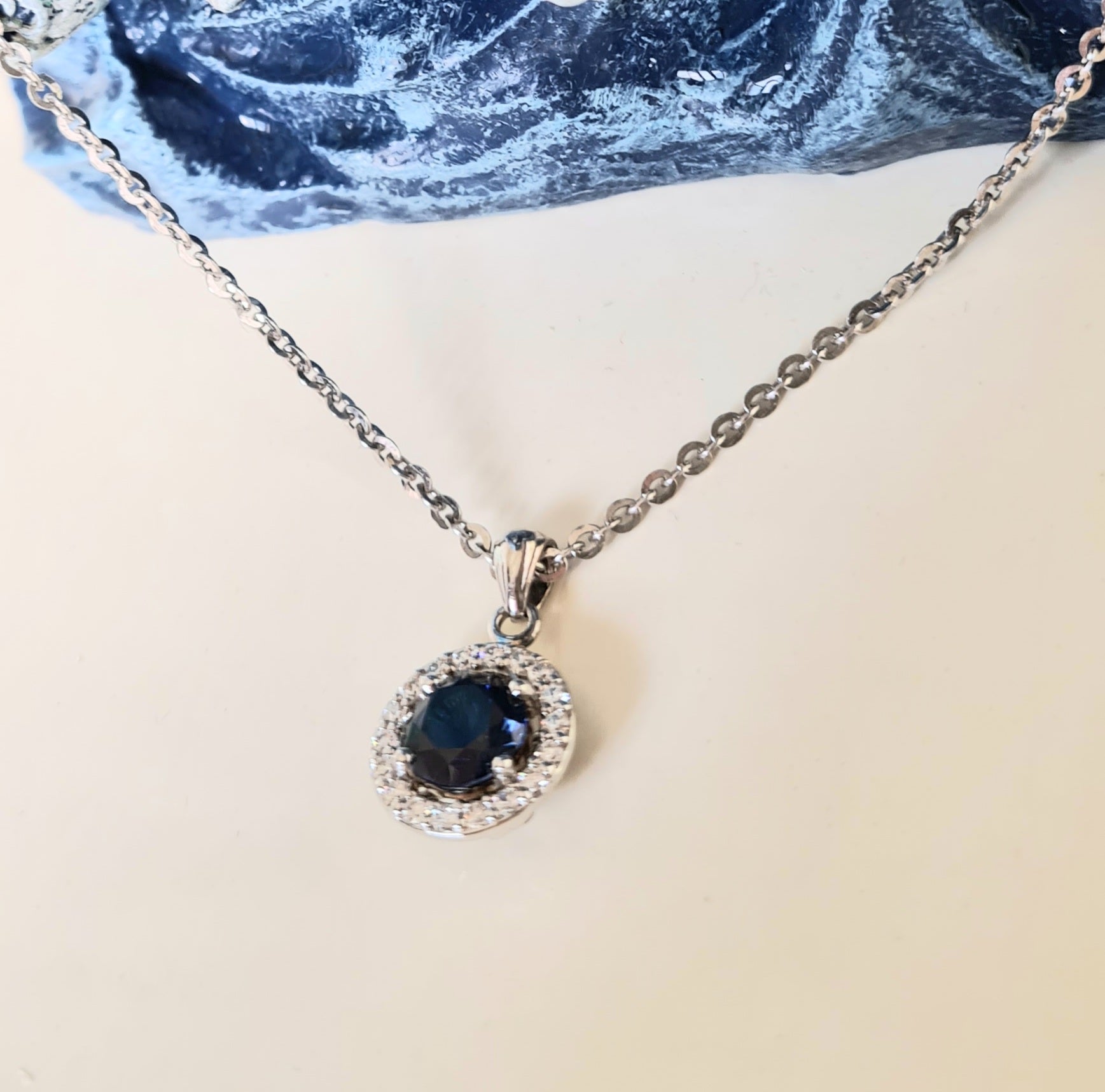 Flower Elegant Halo Sapphire Pendant