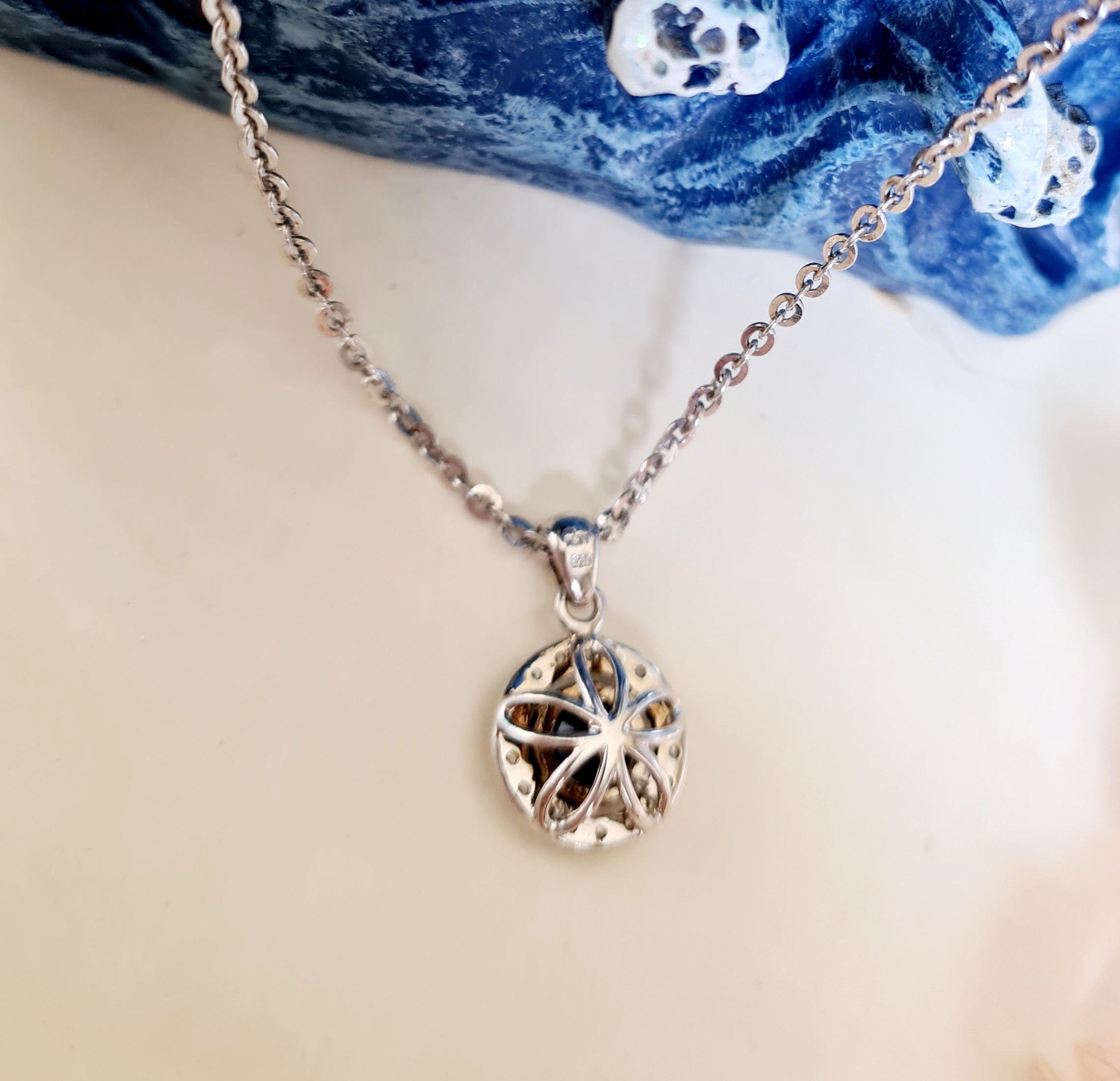 Flower Elegant Halo Sapphire Pendant