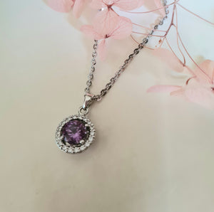 Flower Elegant Halo Alexandrite Pendant