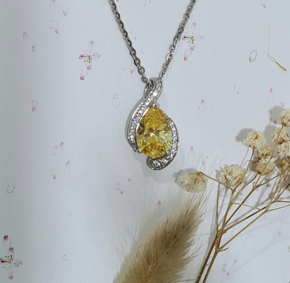 Stunning Canary Scintilli Pendant