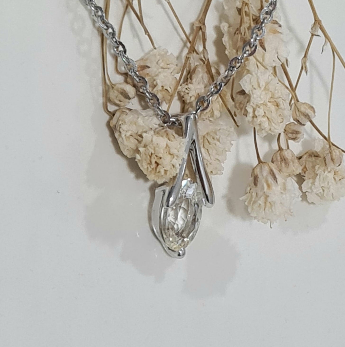 Wishbone Oval White Sapphire Pendant