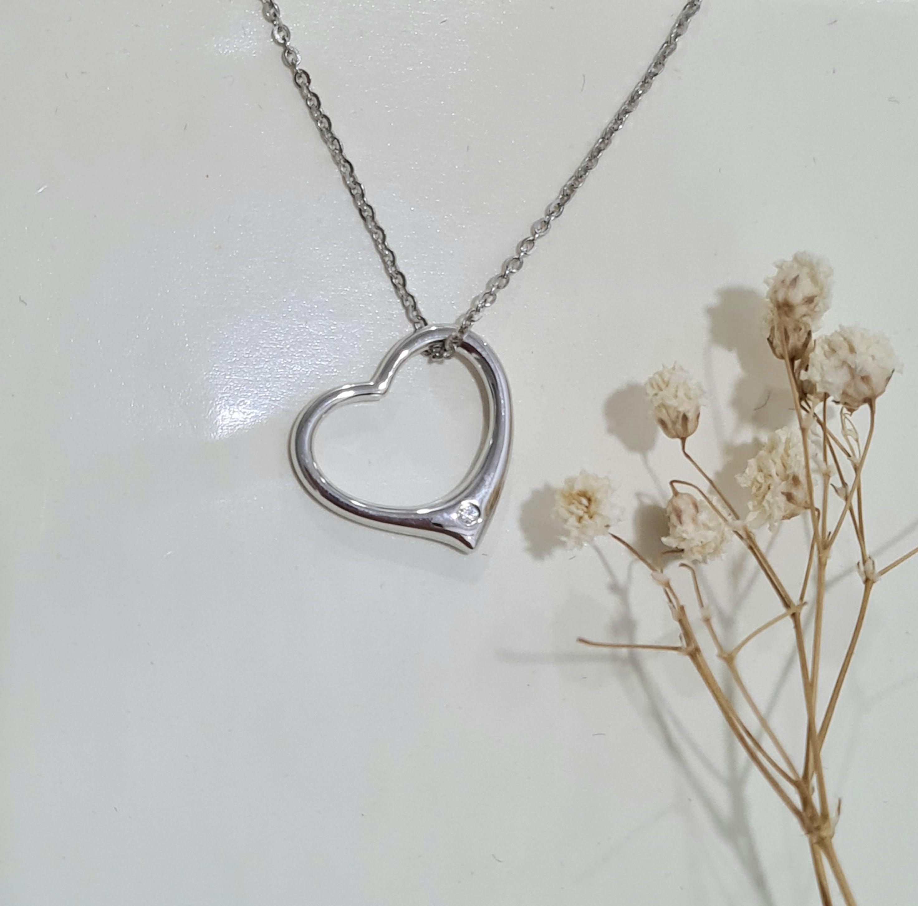 Halo Heart Shape Scintilli Pendant