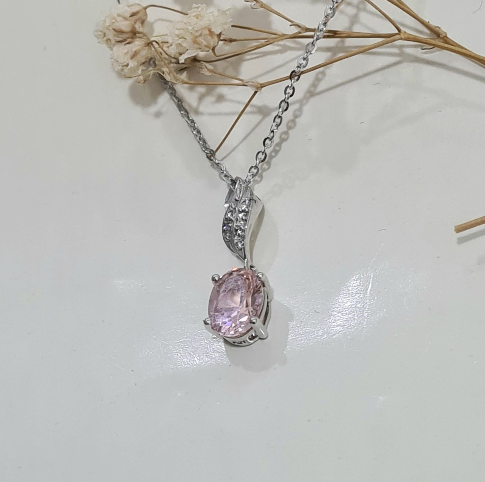 Jolly Morganite Pendant