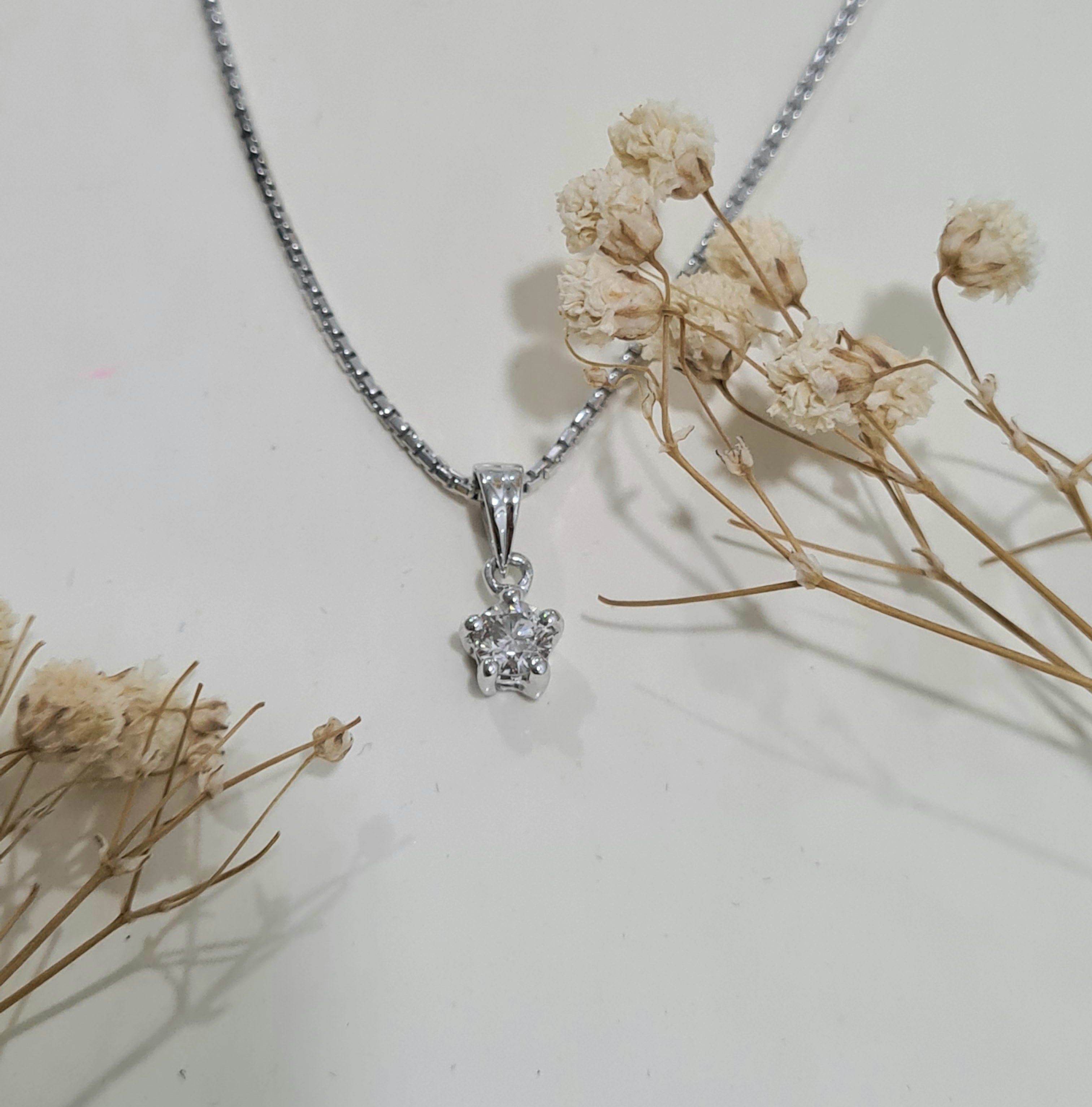 Solitaire Diamond Pendant