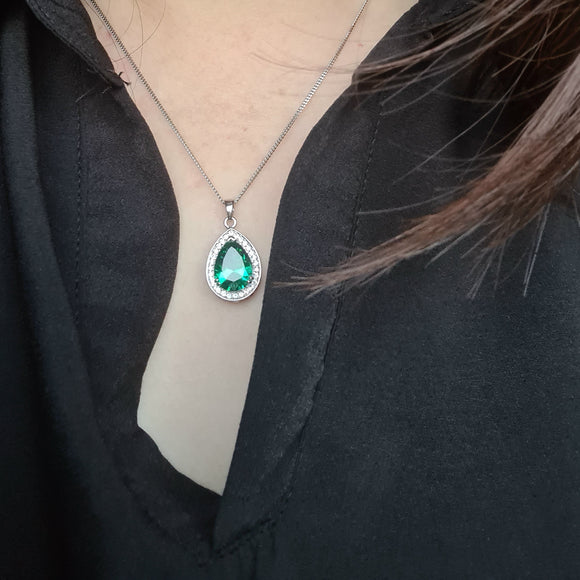Elegant Emerald Diamond Simulants Pendant