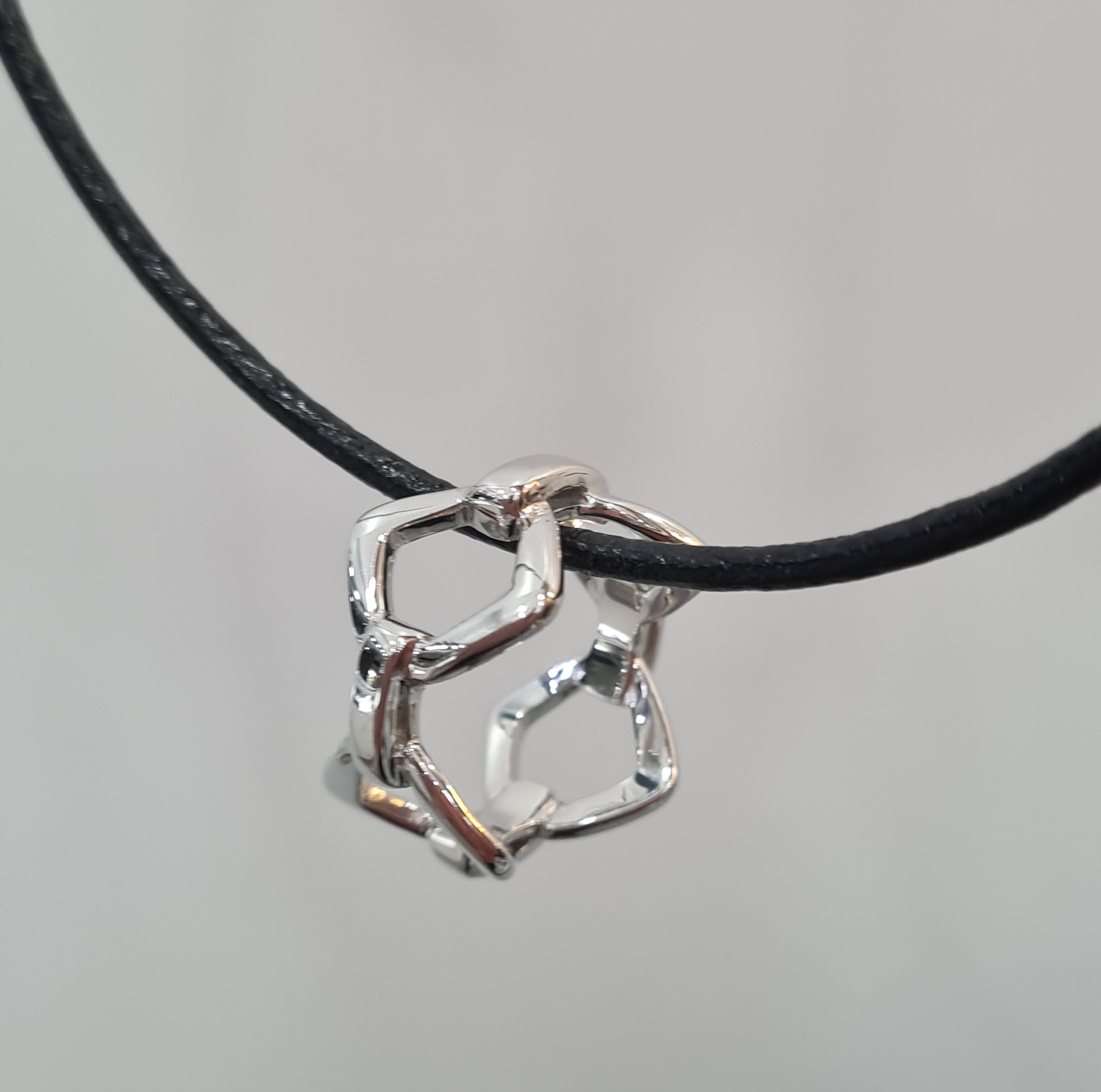 Diamond shape Stylish Necklace