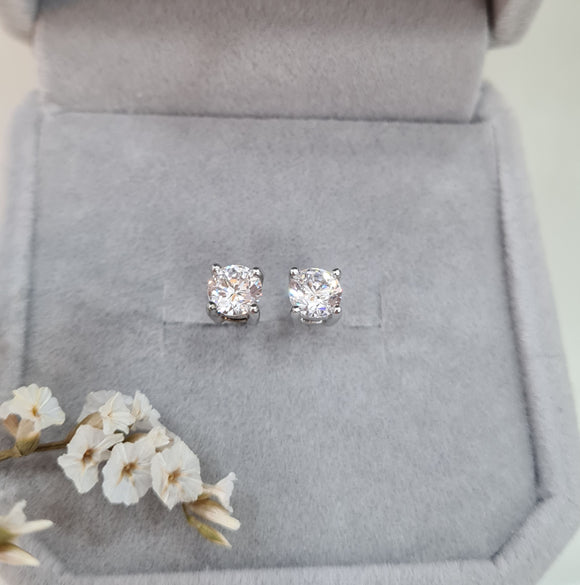 0.35 carats Diamond Simulants Solitaire Earrings