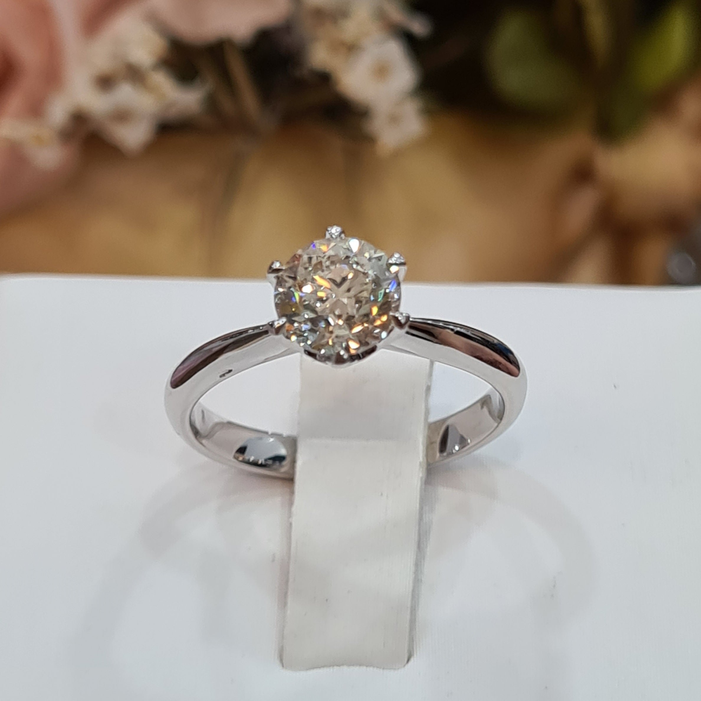 750 White Gold 1.00 ct Diamond Engagement Ring