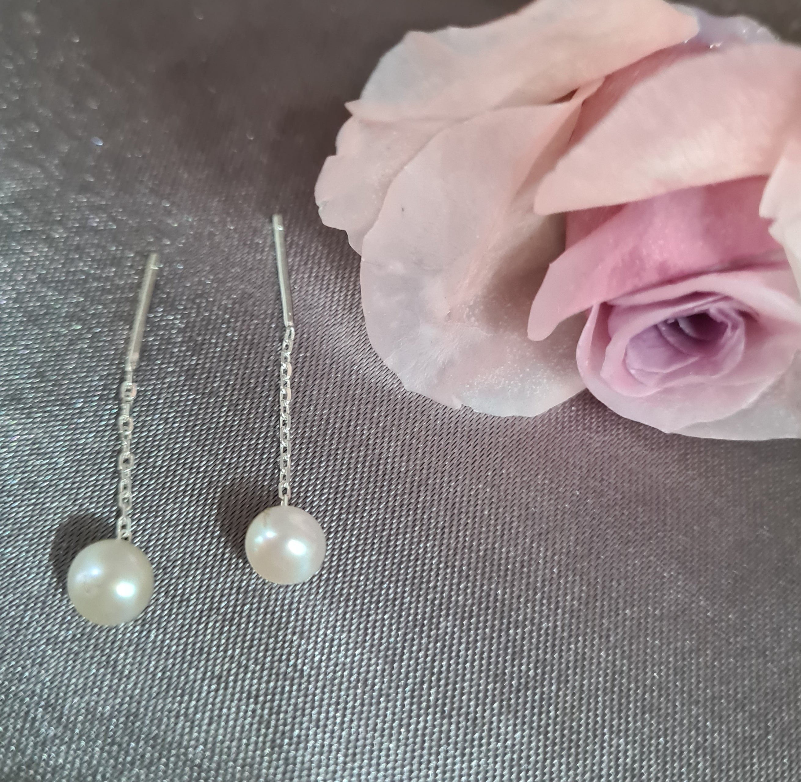 Graceful Pearl Dangling Earrings