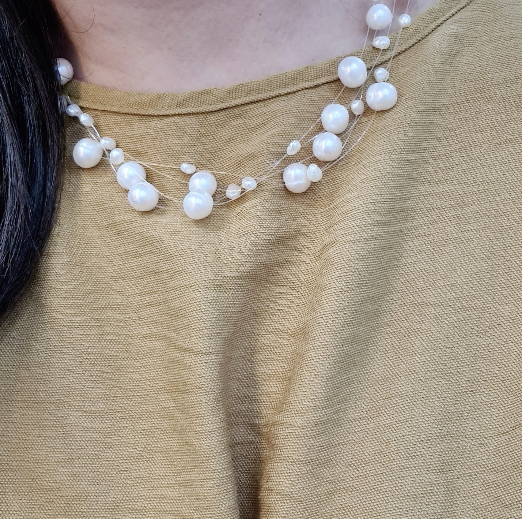 Fashionable Pearl Necklace