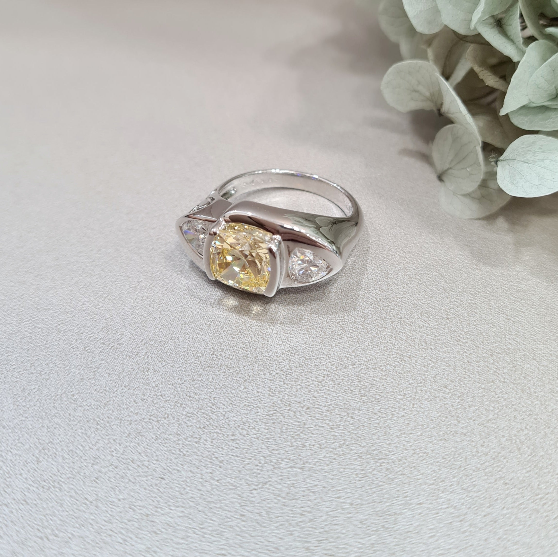 Canary Statement Ring