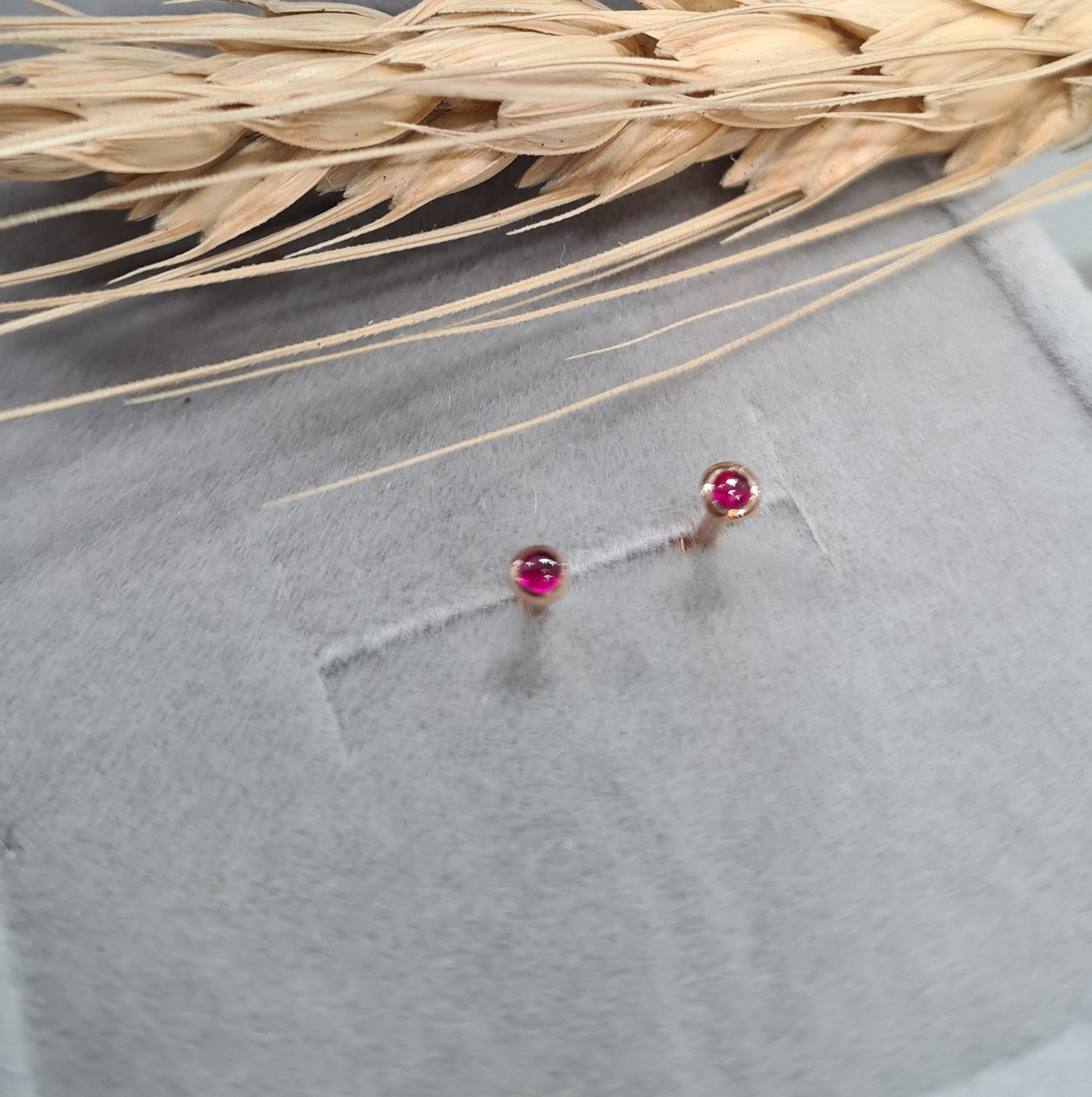 750 Rose gold Ruby Earrings