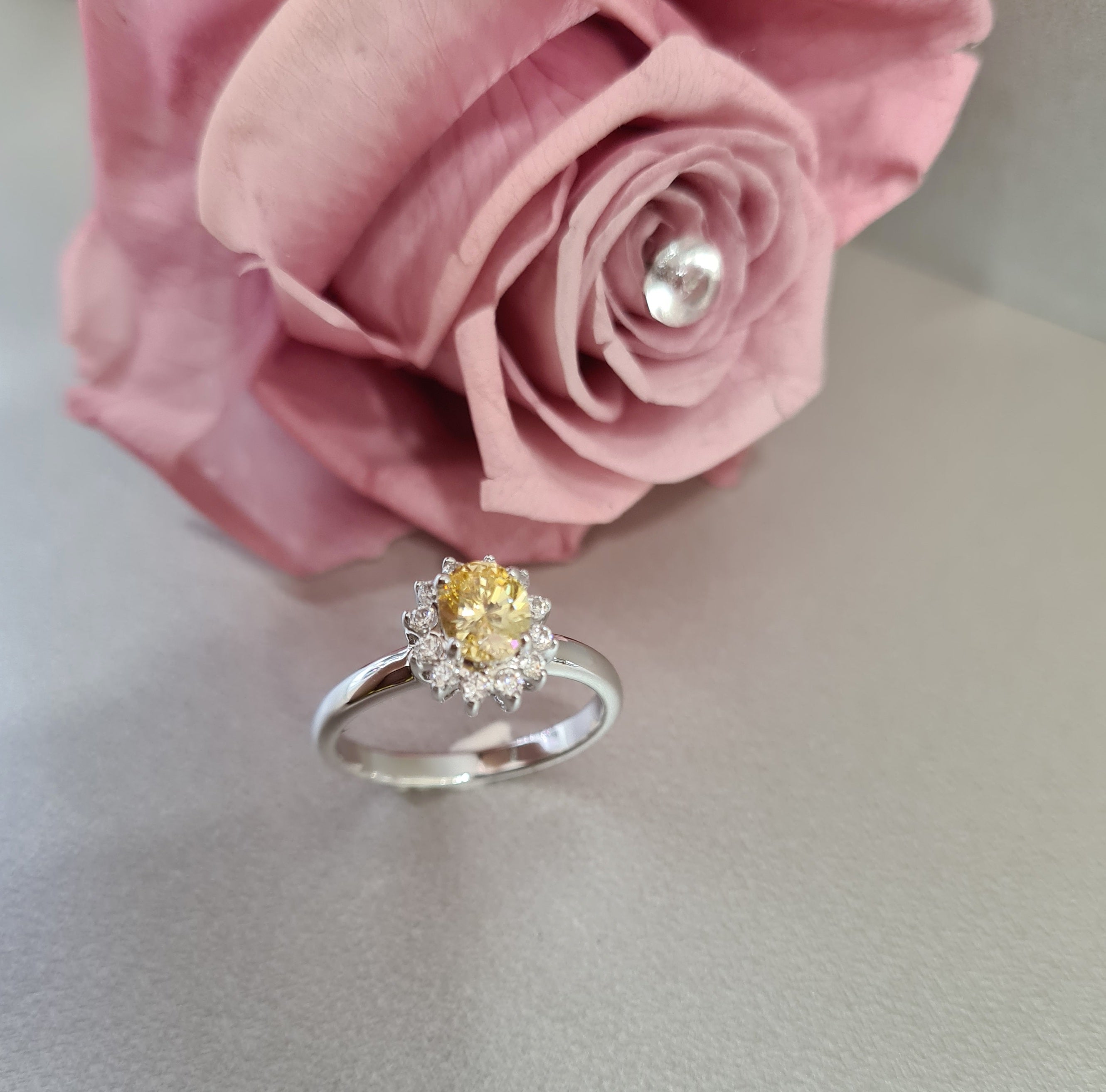 Elegant Floral Ring